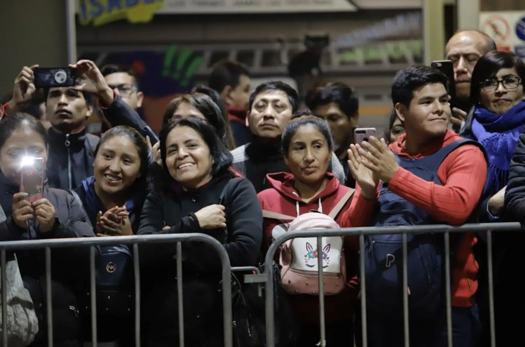 Ministro de Cultura, Luis Jaime Castillo participa en la presentación del Coro Nacional del Perú en la estación La Cultura del Metro de Lima linea .
Foto: MINCUL