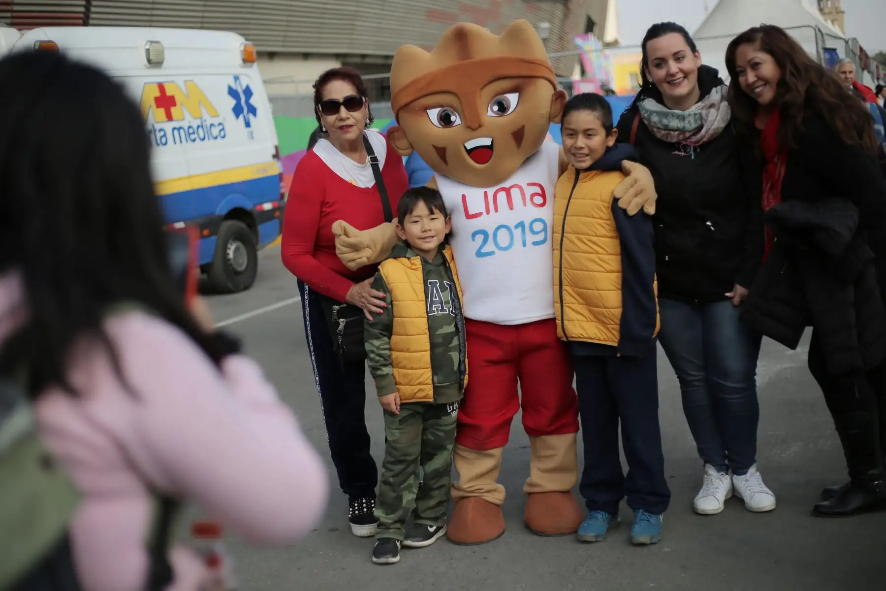 Imágenes previas a la ceremonia de inauguración de los Panamericanos Lima 2019 en los alrededores del Estadio Nacional.
Foto: ANDINA/David Huamaní