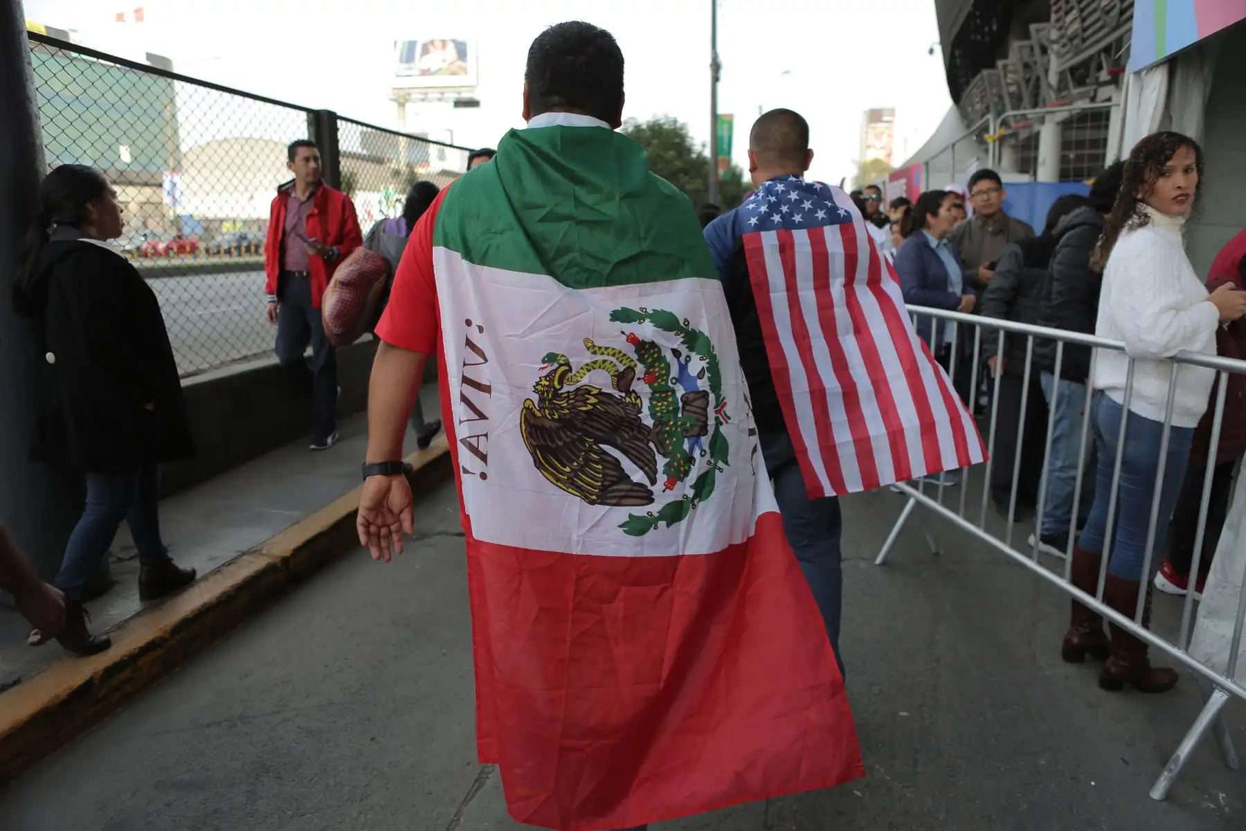 Ciudadanos del mundo se hacen presente en el Estadio Nacional para la inauguración de los juegos Panamericanos Lima 2019.
Foto: ANDINA/David Huamaní