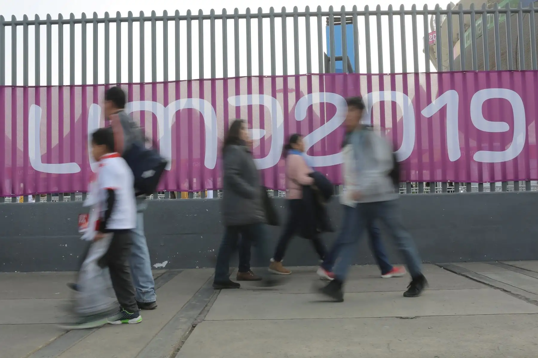 Imágenes previas a la ceremonia de inauguración de los Panamericanos Lima 2019 en los alrededores del Estadio Nacional.
Foto: ANDINA/David Huamaní
