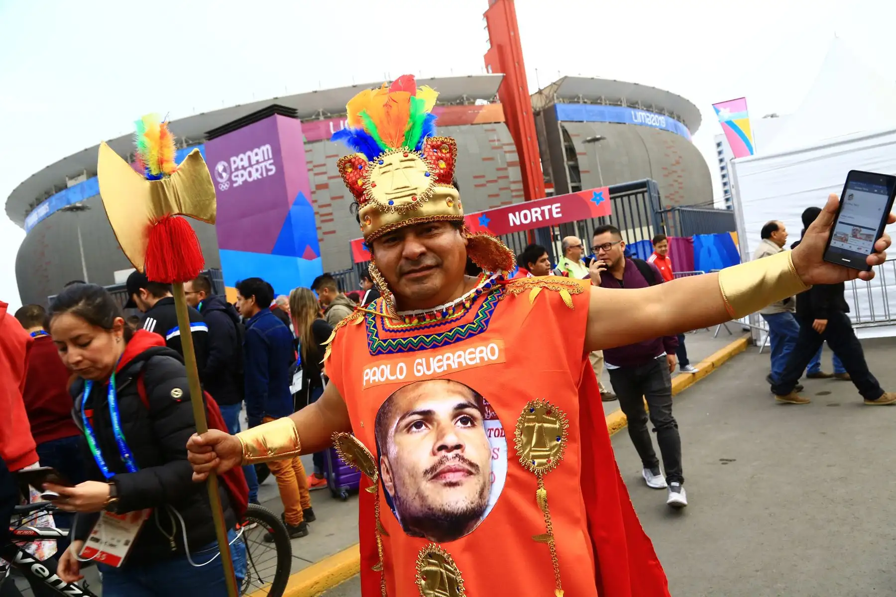 Lima 2019: La fiesta del deporte se vive en los alrededores del Estadio Nacional.
Foto: ANDINA/Pedro Cardenas