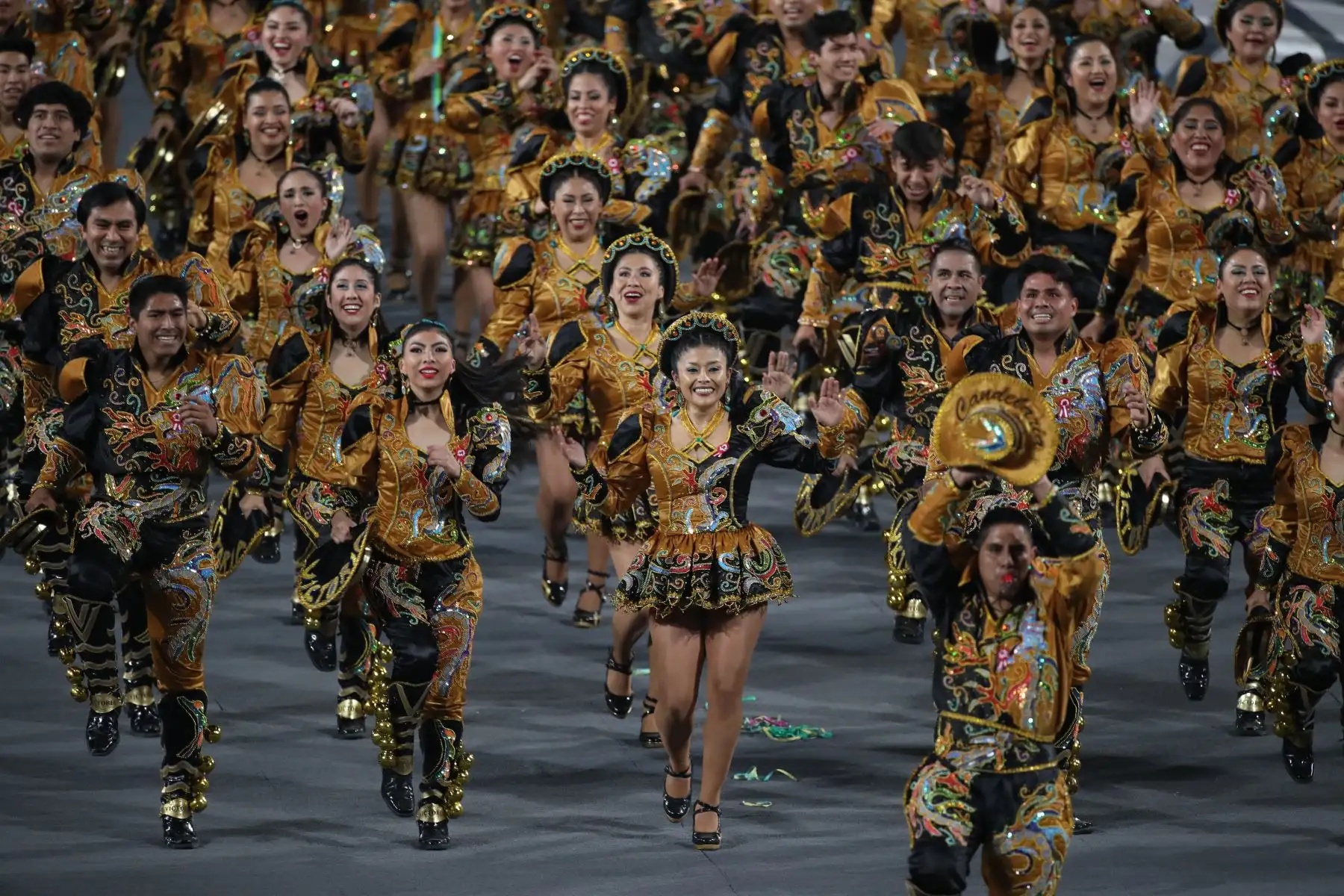 Artistas participan en el ensayo de la ceremonia de inauguración de los Juegos Panamericanos Lima 2019 este viernes en el estadio Nacional en Lima (Perú). 
Foto: EFE