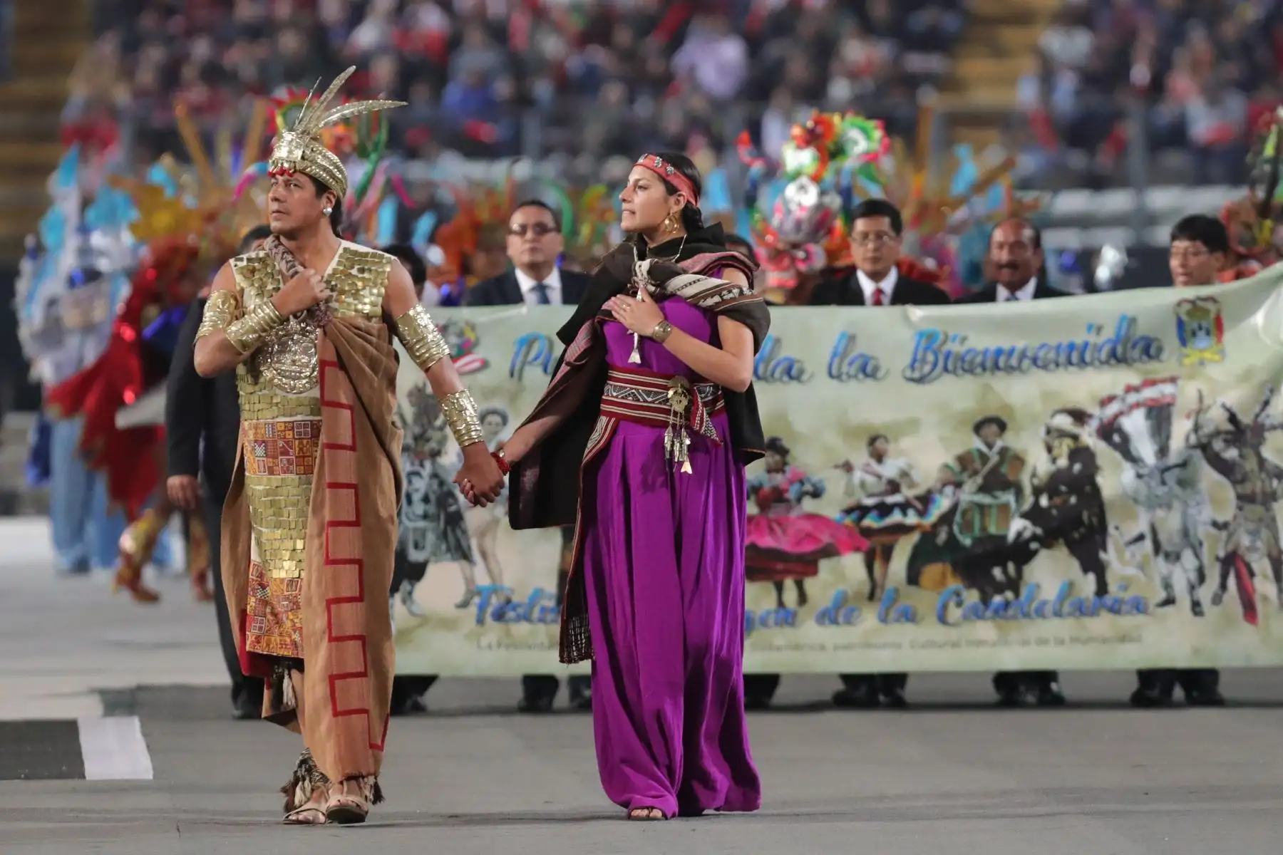 Artistas participan en el ensayo de la ceremonia de inauguración de los Juegos Panamericanos Lima 2019 este viernes en el estadio Nacional en Lima (Perú). 
Foto: EFE