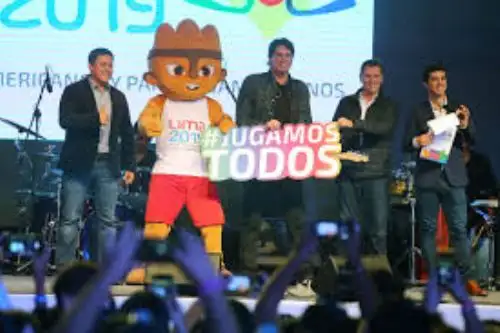 La canción "Juguemos todos" fue interpretada por artistas peruanos la noche de la inauguración de los Juegos Panamericanos Lima 2019.