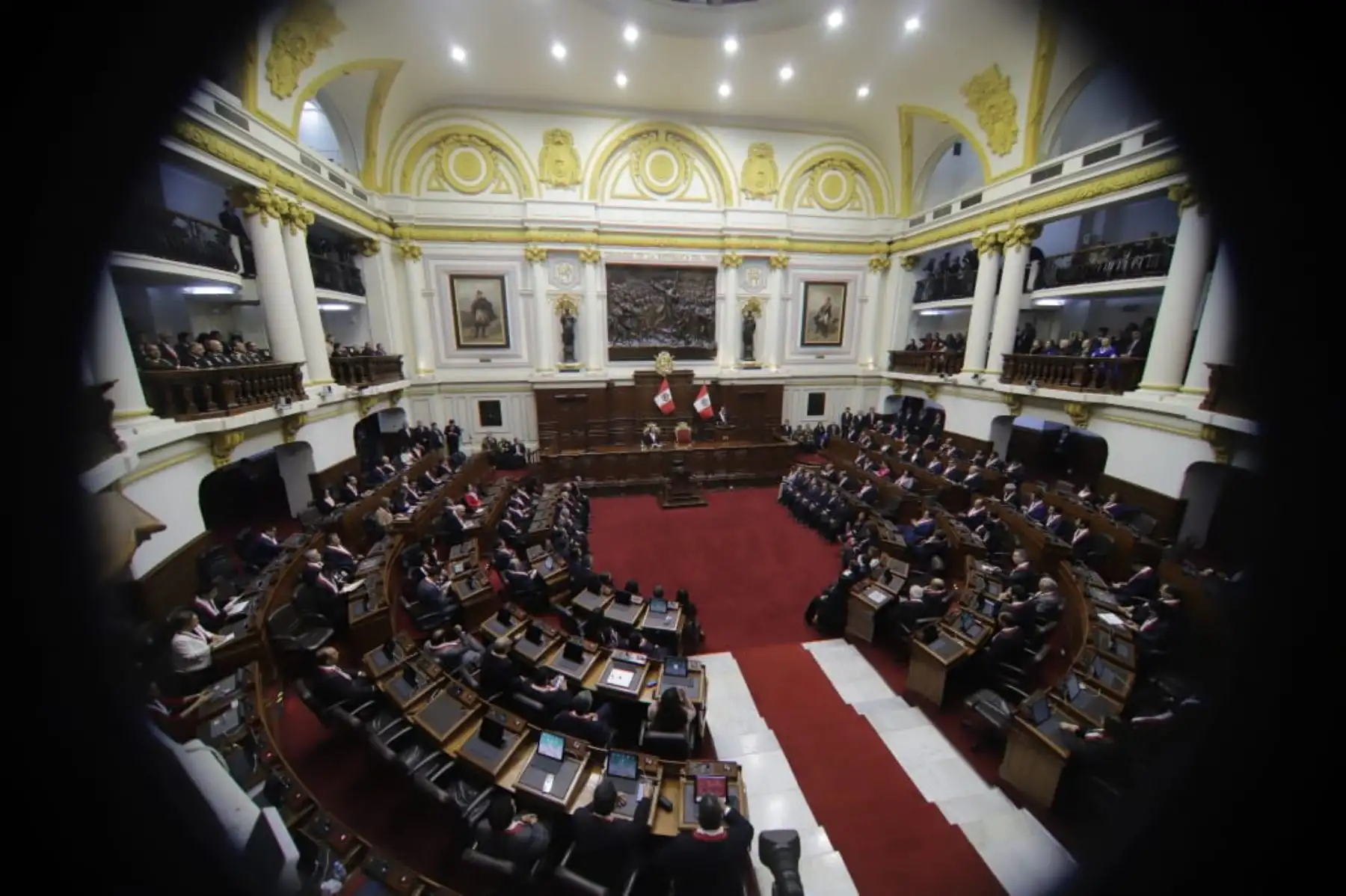 El presidente Martín Vizcarra ofrece ante el Congreso de la República el Mensaje a la Nación por Fiestas Patrias, con motivo del 198 aniversario de la proclamación de la Independencia Nacional.Foto: ANDINA/Prensa Presidencia