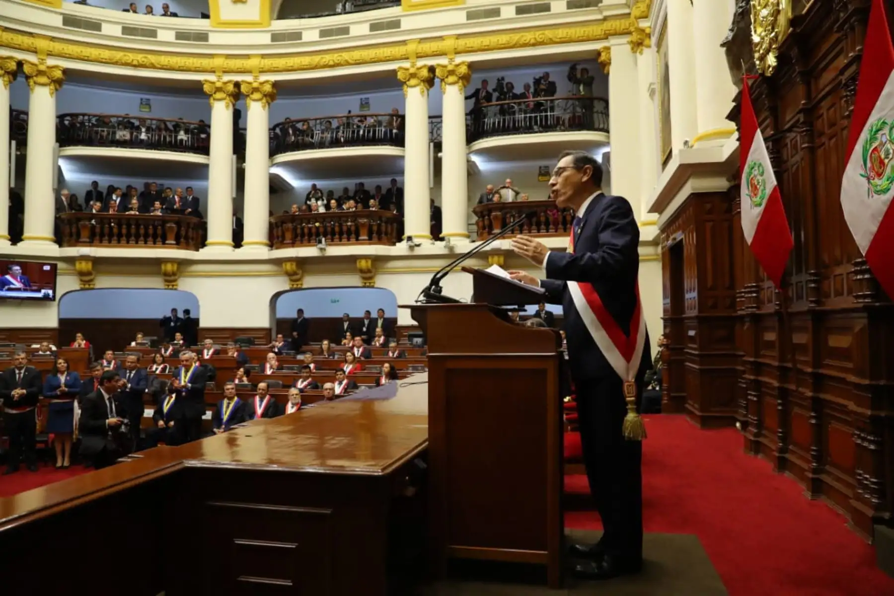 El presidente Martín Vizcarra ofrece ante el Congreso de la República el Mensaje a la Nación por Fiestas Patrias, con motivo del 198 aniversario de la proclamación de la Independencia Nacional.Foto: ANDINA/Prensa Presidencia