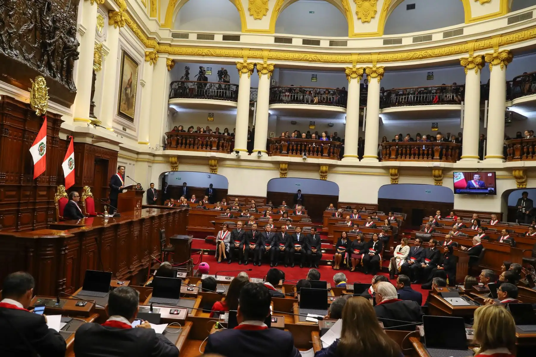 El presidente Martín Vizcarra ofrece ante el Congreso de la República el Mensaje a la Nación por Fiestas Patrias, con motivo del 198 aniversario de la proclamación de la Independencia Nacional.Foto: ANDINA/Prensa Presidencia