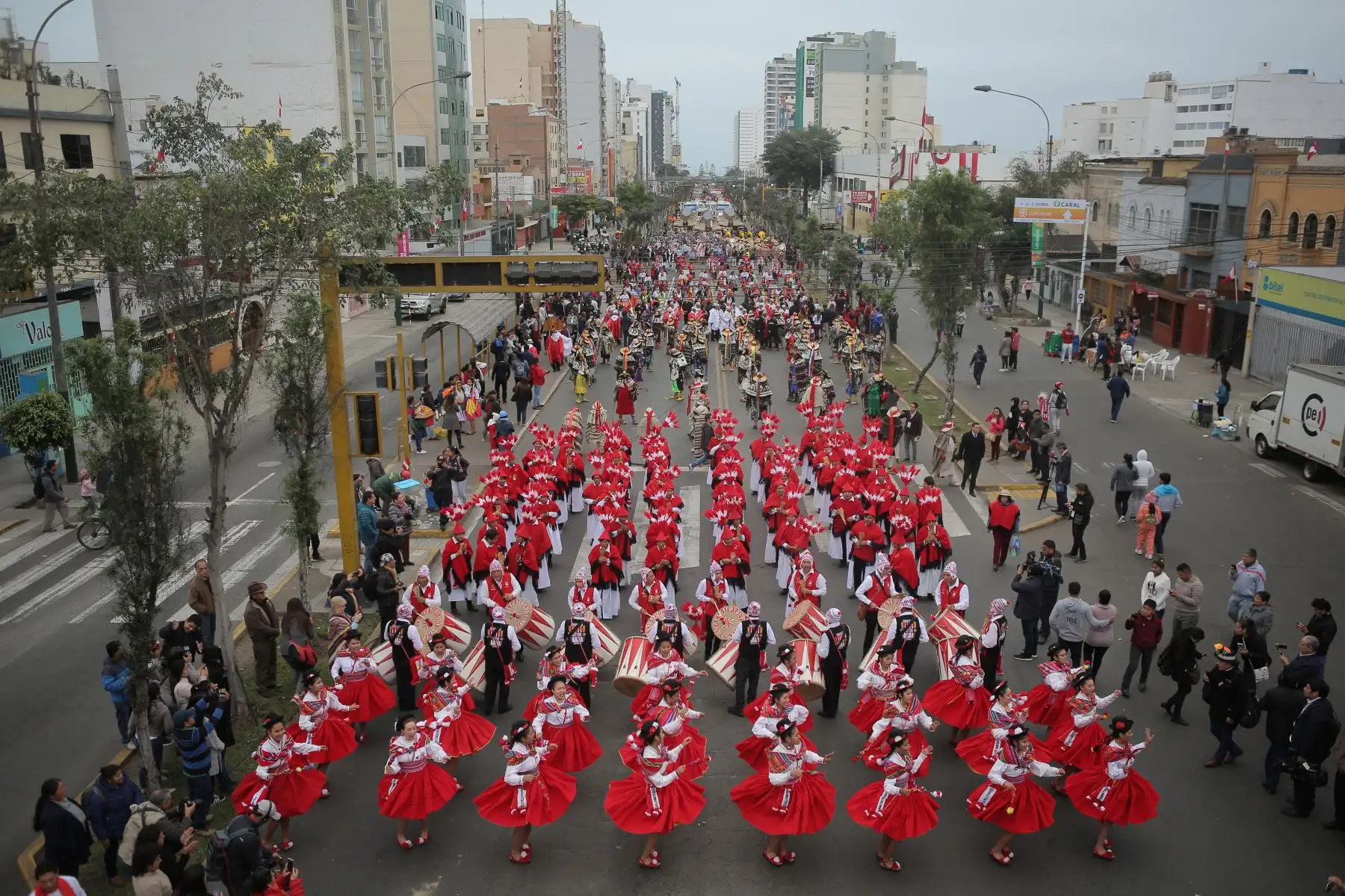 Por segundo año consecutivo, más de 700 bailarines y músicos del Ministerio de Cultura inaugurarán el Gran Desfile Cívico Militar en la avenida Brasil por el aniversario número 198 de la Independencia Nacional. Foto: ANDINA/Prensa Presidencia