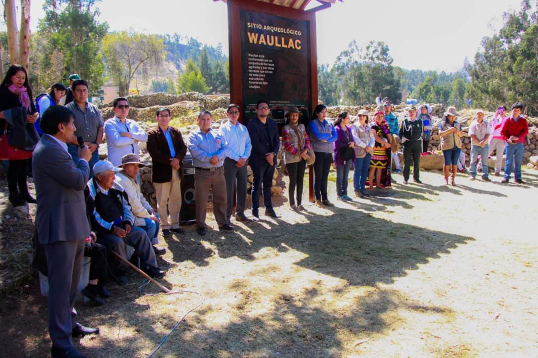 Con una fiesta cultural el complejo arqueológico de Waullac, ubicado en la provincia de Huaraz, región Áncash, reabrió sus puertas.