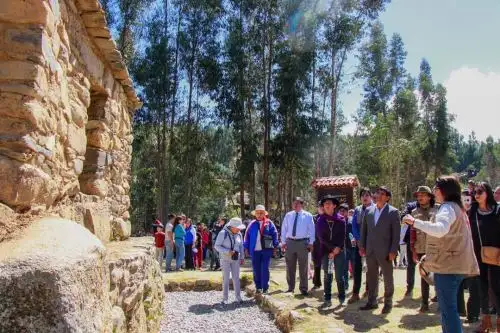 Con una fiesta cultural el complejo arqueológico de Waullac, ubicado en la provincia de Huaraz, región Áncash, reabrió sus puertas.