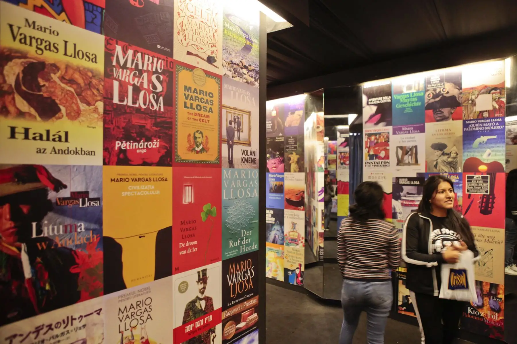 24 Feria Internacional del Libro de Lima. Universo Vargas Llosa.
Foto: ANDINA/Miguel Mejía Castro