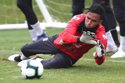 Pedro Gallese mantiene conversaciones con el América. Foto: Facebook/FPF