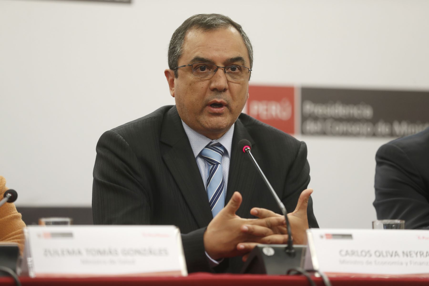 Ministro de Economía y Finanzas, Carlos Oliva. ANDINA/Josue Ramos