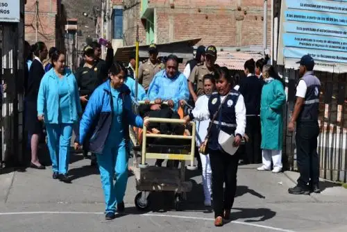 Un menor de 12 años falleció producto de la inhalación de monóxido de carbono, cuando viajaba con sus padres desde la ciudad de Lima hasta Huaraz, en la región Áncash, informaron hoy fuentes policiales locales.