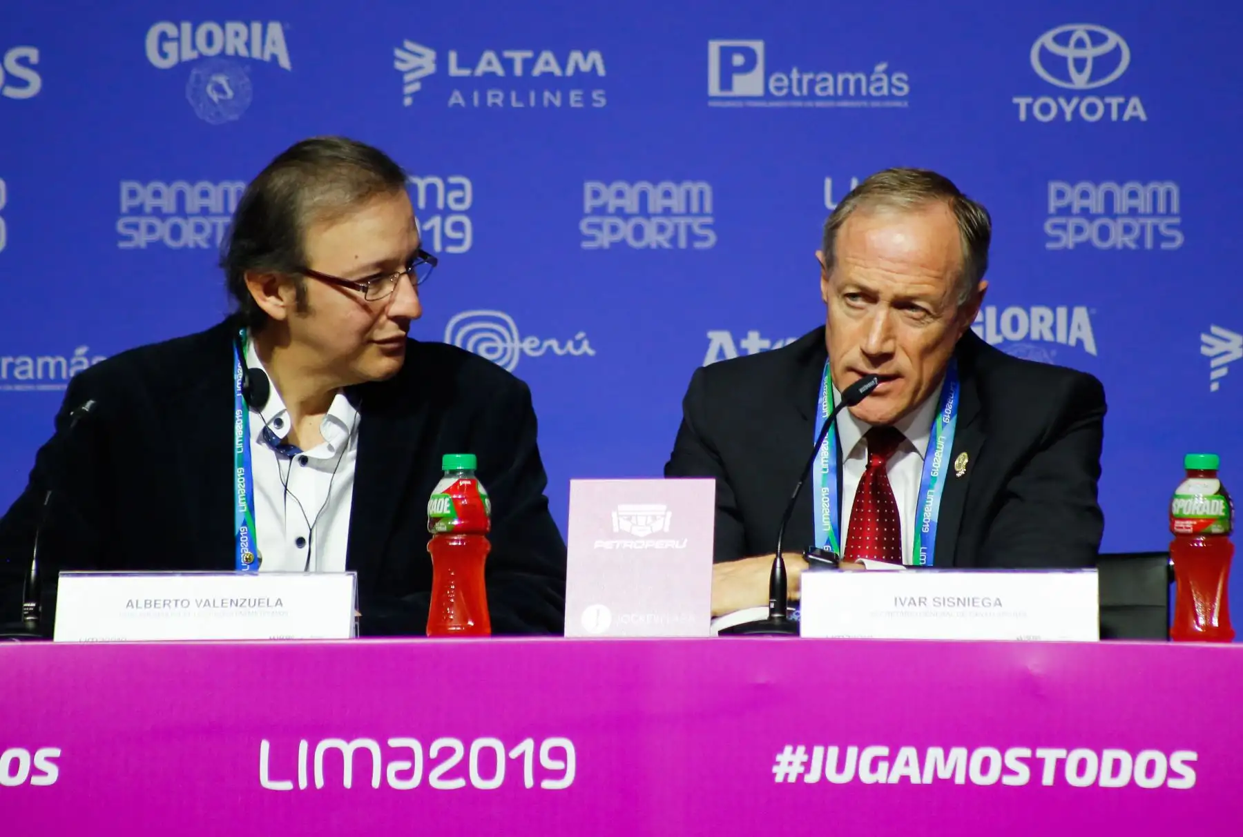 El Presidente de Panam Sports, Neven Ilic, el director general de los Juegos Panamericanos, Alberto Valenzuela y destacados atletas nacionales e internacionales  participan de la reunión informativa de los Juegos Panamericanos Lima 2019.
Foto: Lima 2019
