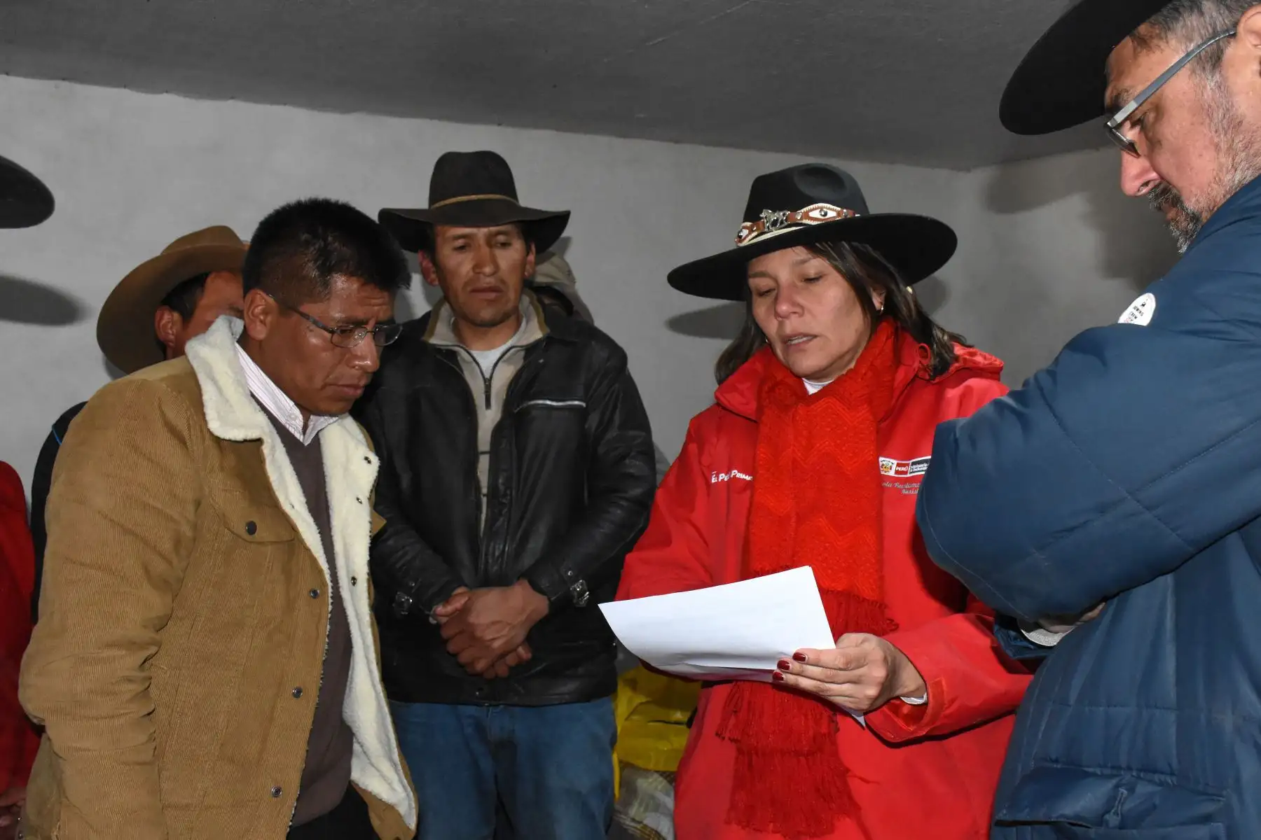 Ministra Paola Bustamante visitó las viviendas térmicas acondicionadas en diferentes regiones del país, dentro del Plan Multisectorial ante Heladas y Friaje 2019 - 2021.Foto: ANDINA/MIDIS