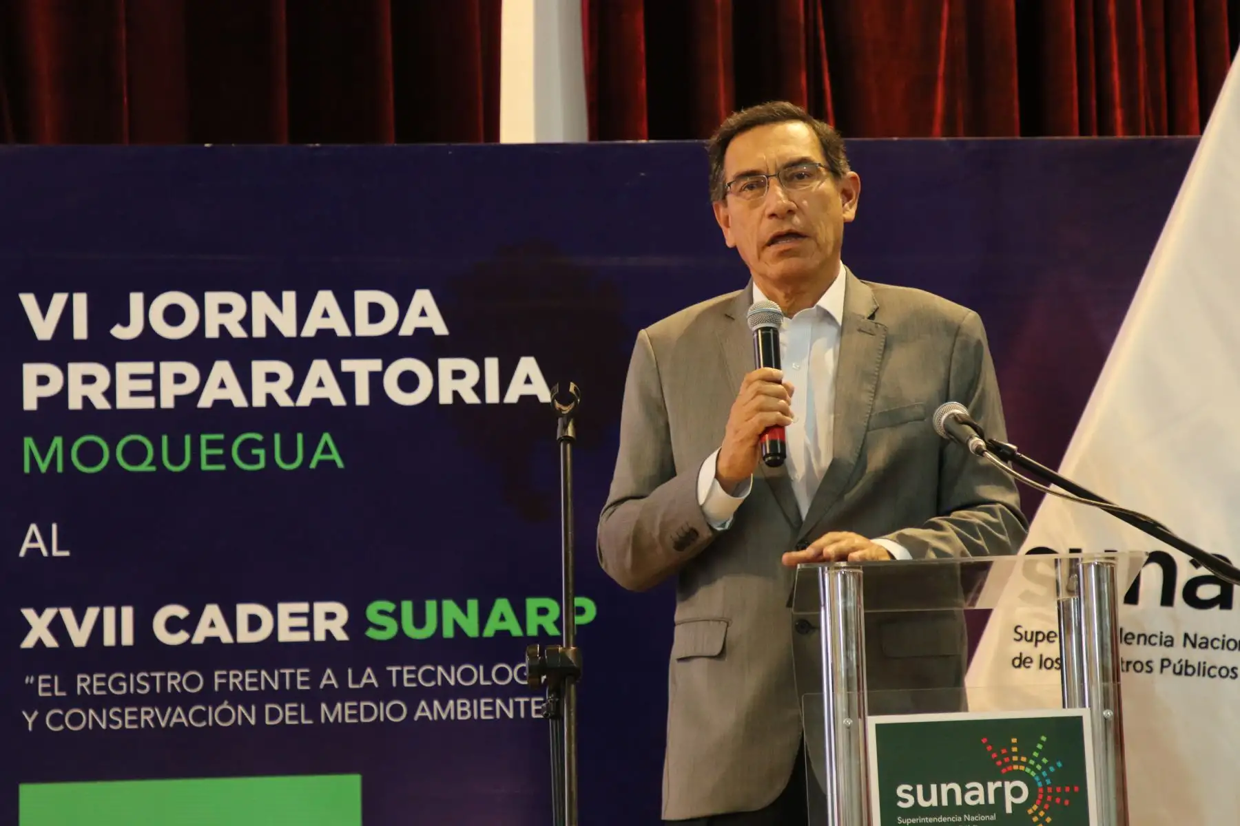 Presidente Martín Vizcarra participó en la VI Jornada Preparatoria al Congreso Anual de Derecho Registral CADER 2019, en Moquegua.Foto:ANDINA/SUNARP