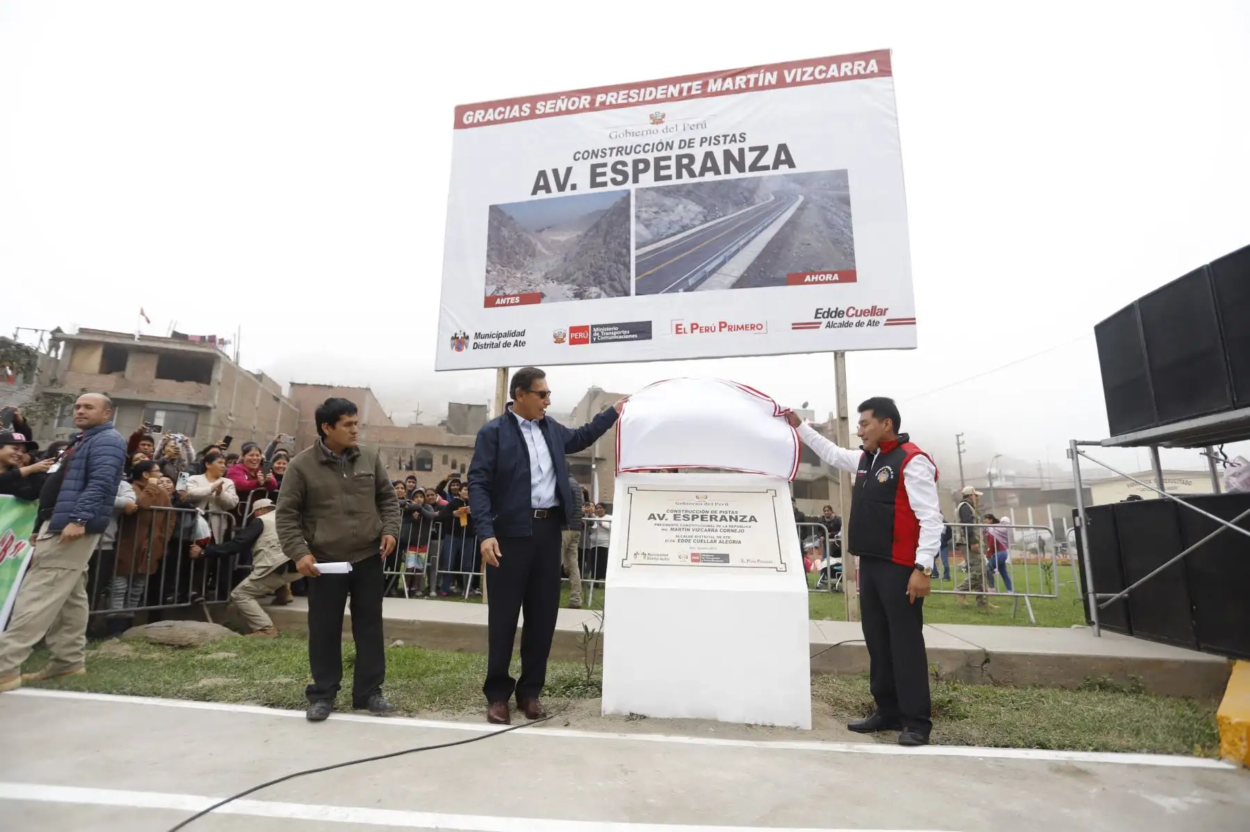 Presidente Martín Vizcarra inaugura infraestructura vial en la avenida Esperanza en Ate Vitarte.
Foto: ANDINA/Prensa Presidencia