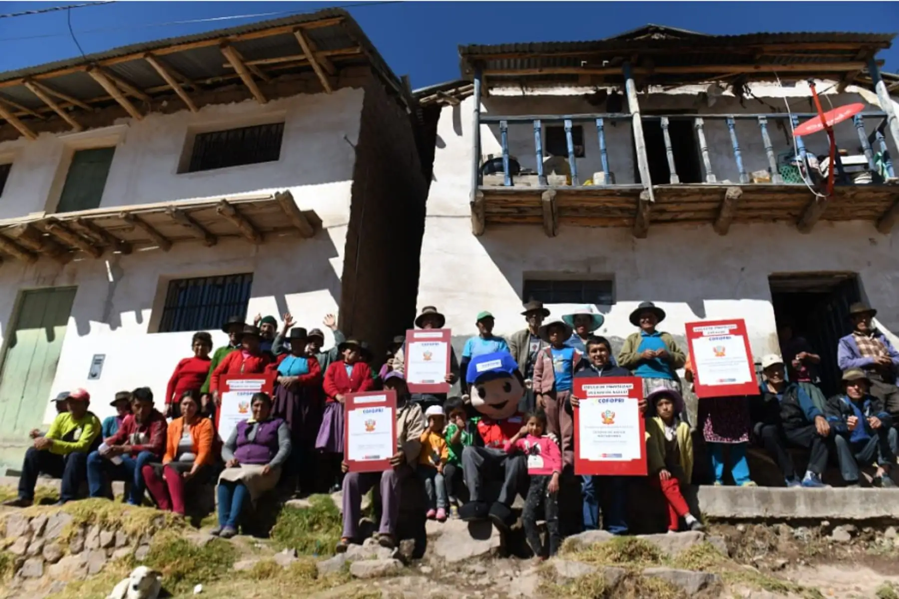 Cofopri entregará más de 5 mil títulos de propiedad en Ayacucho