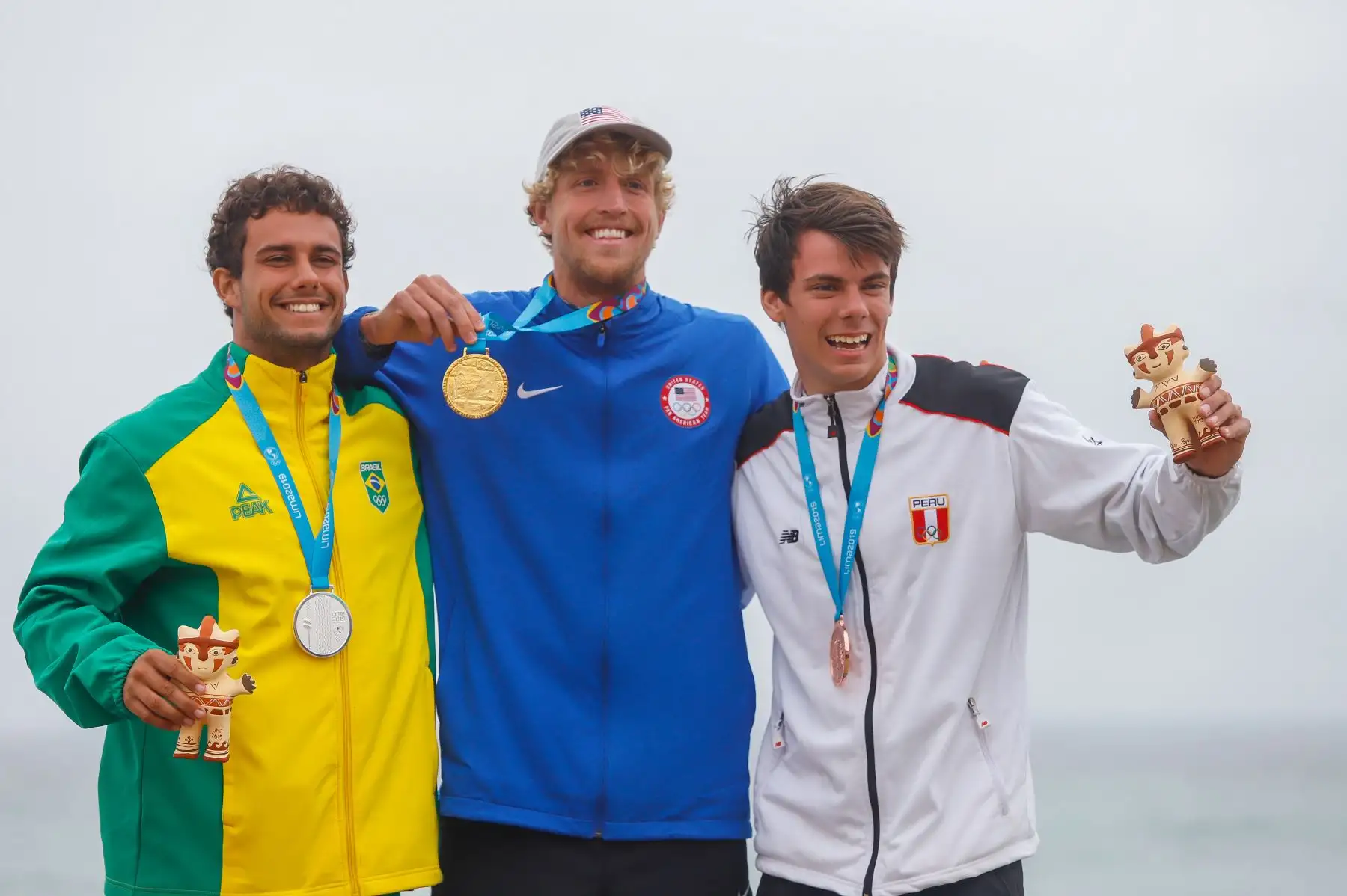 Presidente Martín Vizcarra participó en la ceremonia de premiación a los medallistas peruanos en la disciplina de surf.Foto: ANDINA/Prensa Presidencia