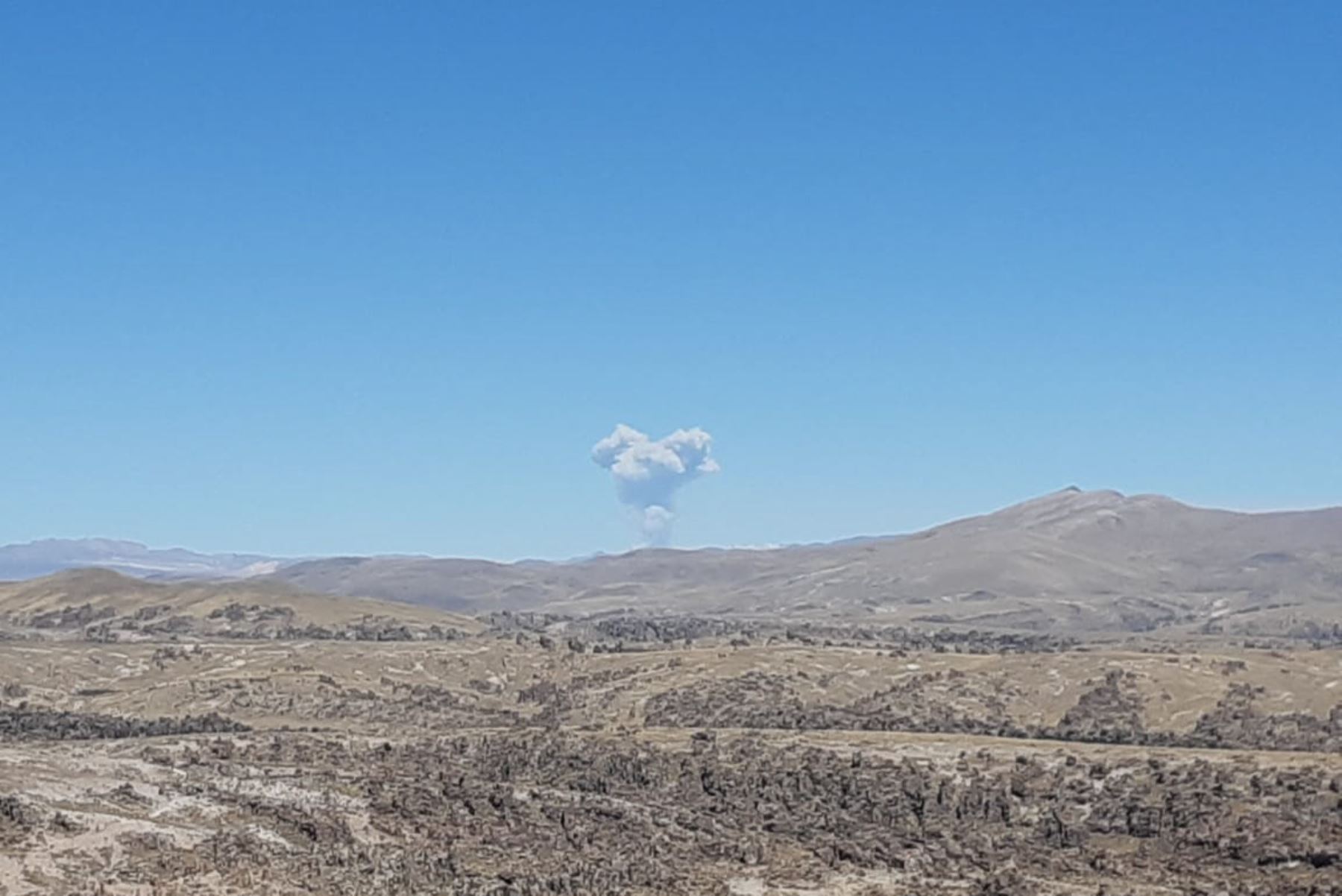 El volcán Sabancaya, ubicado en el departamento de Arequipa, se encuentra en proceso eruptivo desde noviembre del 2016. Foto: Ingemmet