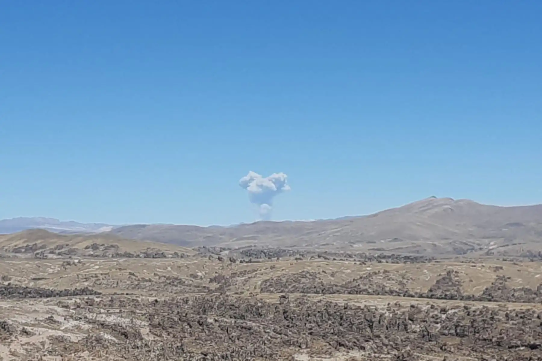 El volcán Sabancaya, ubicado en el departamento de Arequipa, se encuentra en proceso eruptivo desde noviembre del 2016. Foto: Ingemmet
