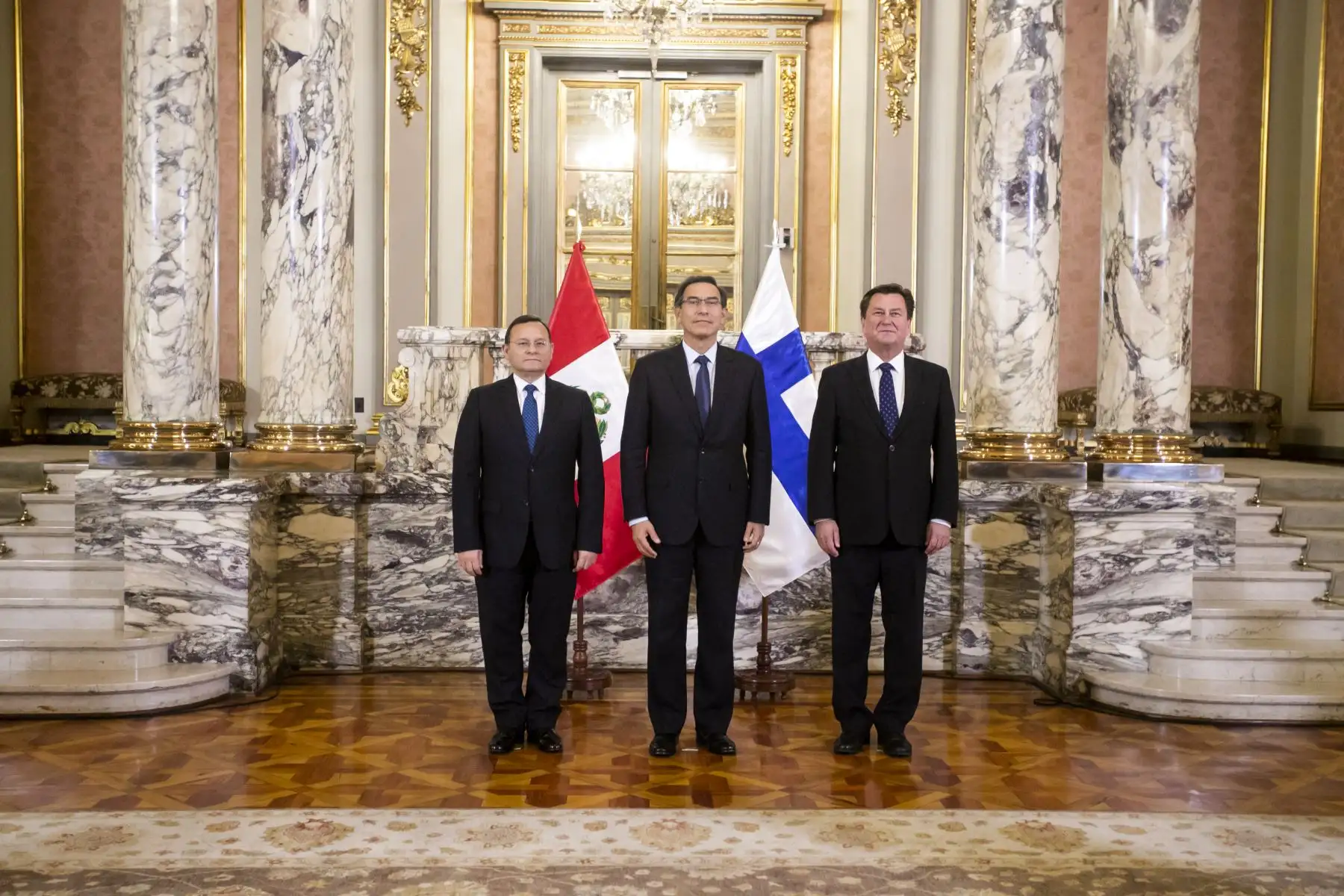 Presidente Martín Vizcarra recibe cartas credenciales del embajador de Finlandia, Jukka Tapio Pietikäinen.
Foto: ANDINA/Prensa Presidencia