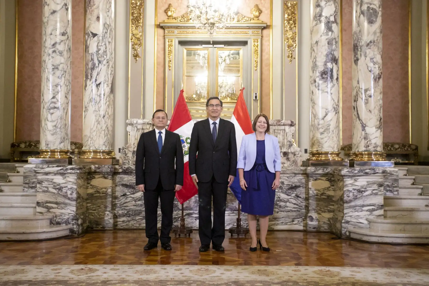 Presidente Martín Vizcarra recibe cartas credenciales del embajador de Países Bajos, Nathalie Lintvelt.
Foto: ANDINA/ Prensa Presidencia