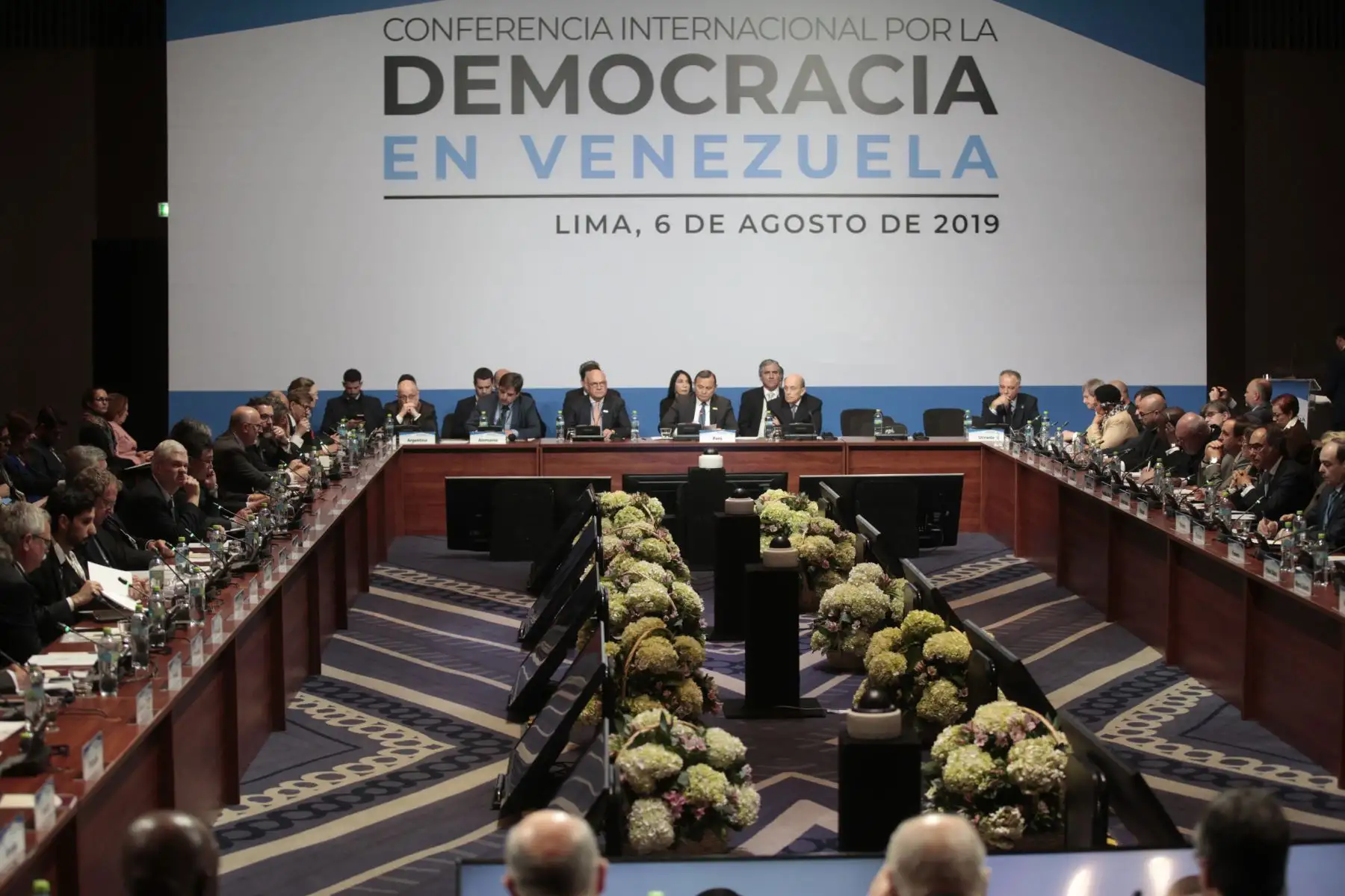 Conferencia Internacional por la Democracia en Venezuela es presidida por el Canciller Nestor Popolizio. Foto: ANDINA/Miguel Mejía