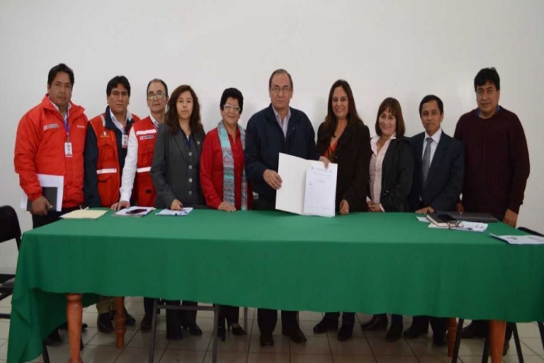 La DirecciÃ³n Regional de EducaciÃ³n (DRE) de Cajamarca aprobÃ³ una directiva para mejorar el registro de la asistencia escolar de las niÃ±as, niÃ±os y jÃ³venes pertenecientes al programa Juntos.