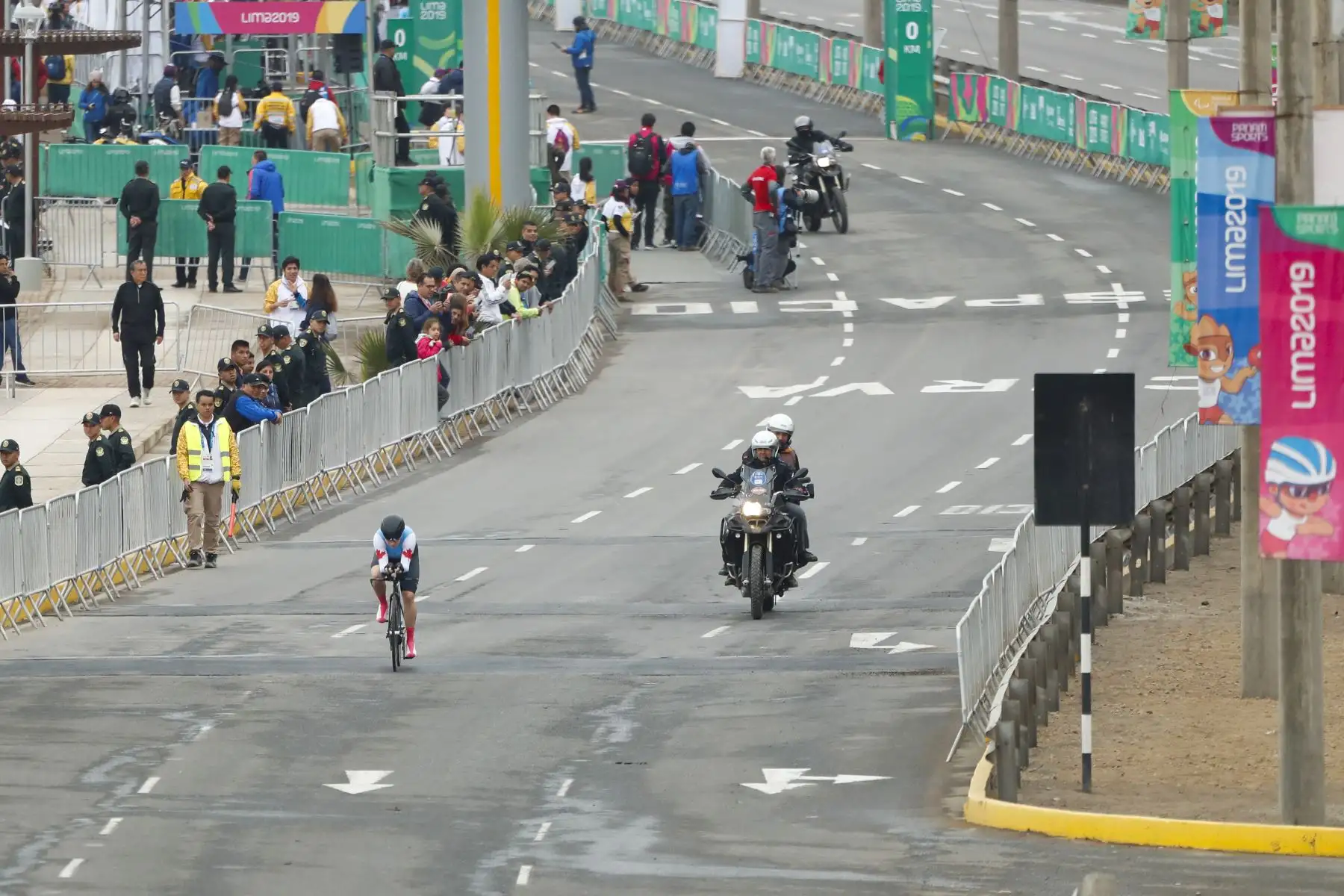 Ciclismo de Ruta damas, una de las disciplinas de los Juegos Panamericanos Lima 2019, el público pudo alentar a los deportistas durante el recorrido que abarco  desde el distrito de San Miguel hasta el distrito de Chorrillos. Foto: ANDINA/Josue Ramos