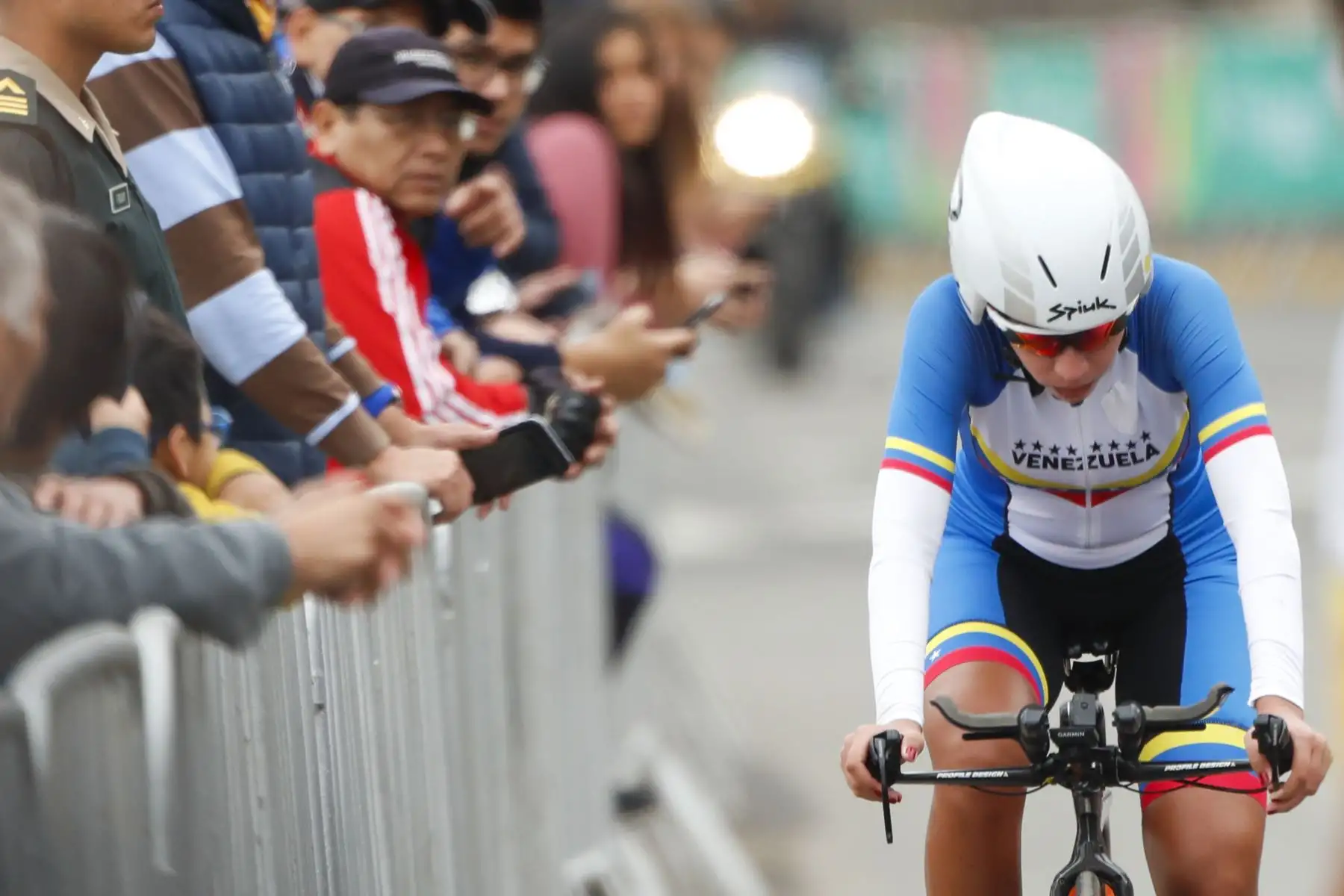 Ciclismo de Ruta damas, una de las disciplinas de los Juegos Panamericanos Lima 2019, el público pudo alentar a los deportistas durante el recorrido que abarco  desde el distrito de San Miguel hasta el distrito de Chorrillos. Foto: ANDINA/Josue Ramos