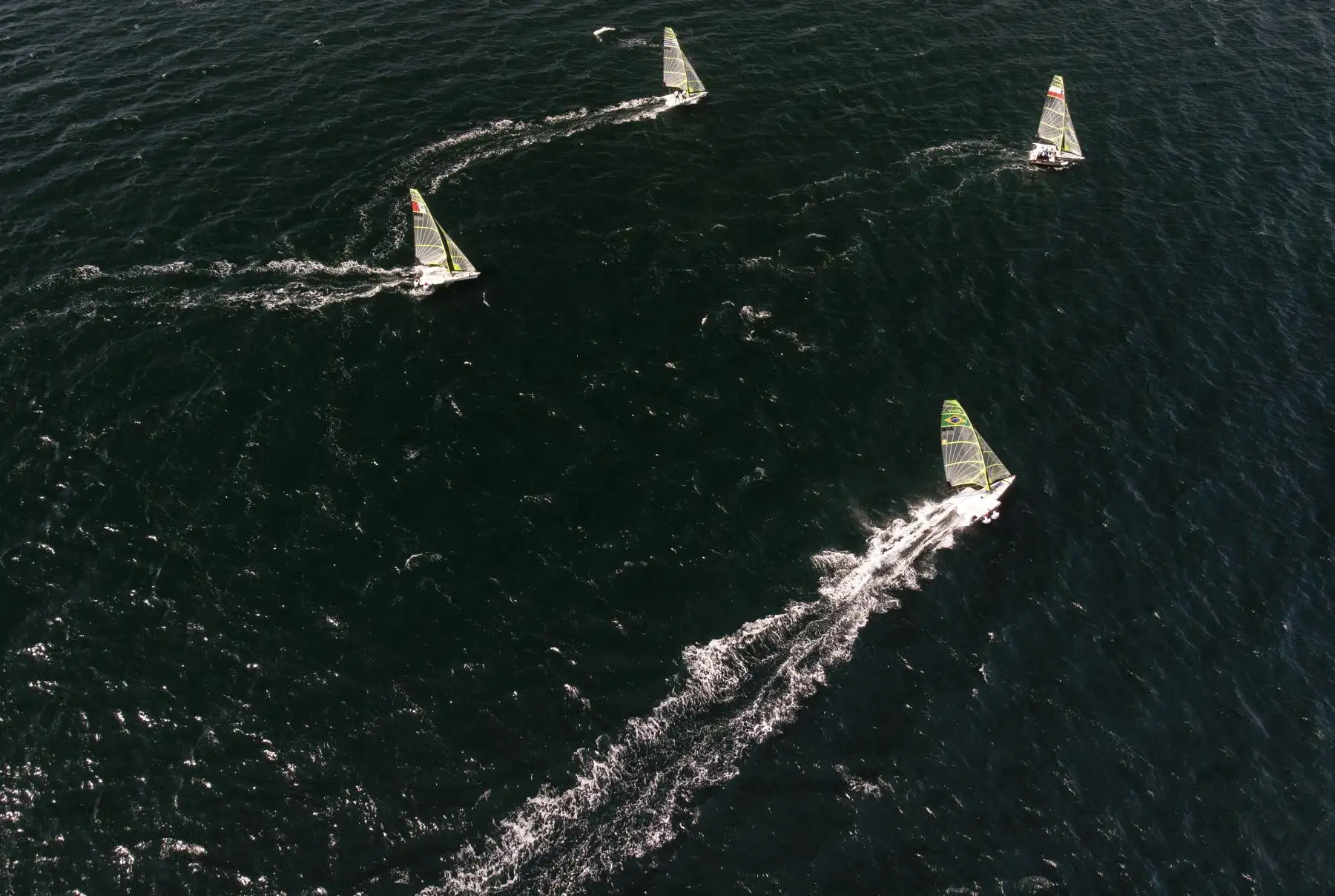 Bahía de Paracas, Vista aérea en el Skiff Masculino Series de Apertura Carrera 11 Navegando en los Juegos Panamericanos Lima 2019.Foto: Lima 2019