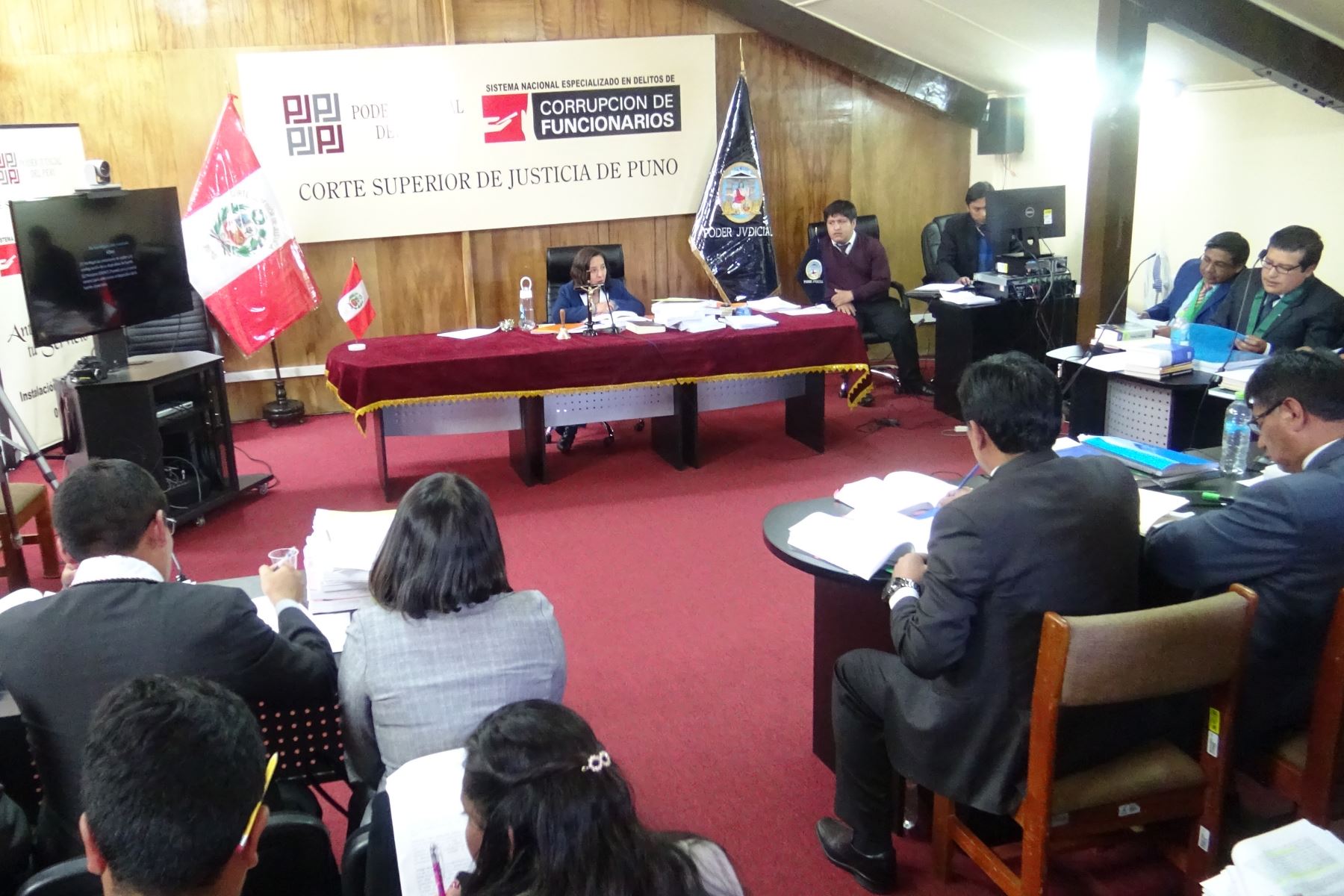 Fiscalía especializada en delitos de corrupción de funcionarios de Puno acusó a miembros de la comisión de admisión de la UNAP de ser miembros de organización criminal.
