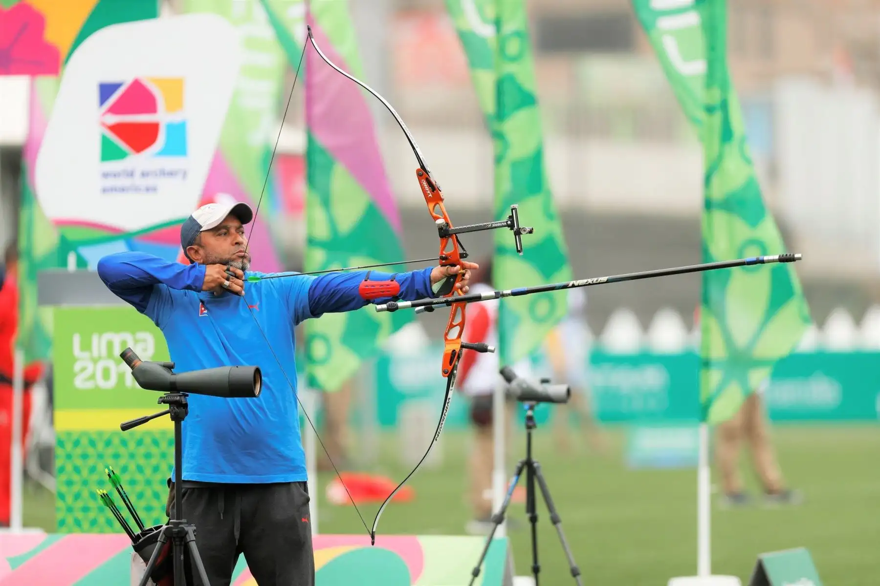 El cubano Juan Carlos Stevens compite en las preliminares de Tiro con Arco individual masculino, durante los Juegos Panamericanos Lima 2019. Foto: EFE