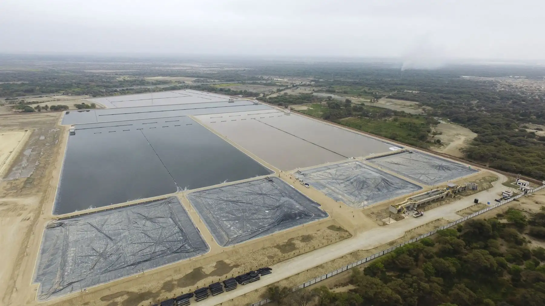 Presidente Vizcarra supervisa el mejoramiento de la planta de tratamiento de aguas residuales San Martin. Foto: ANDINA/Prensa Presidencia