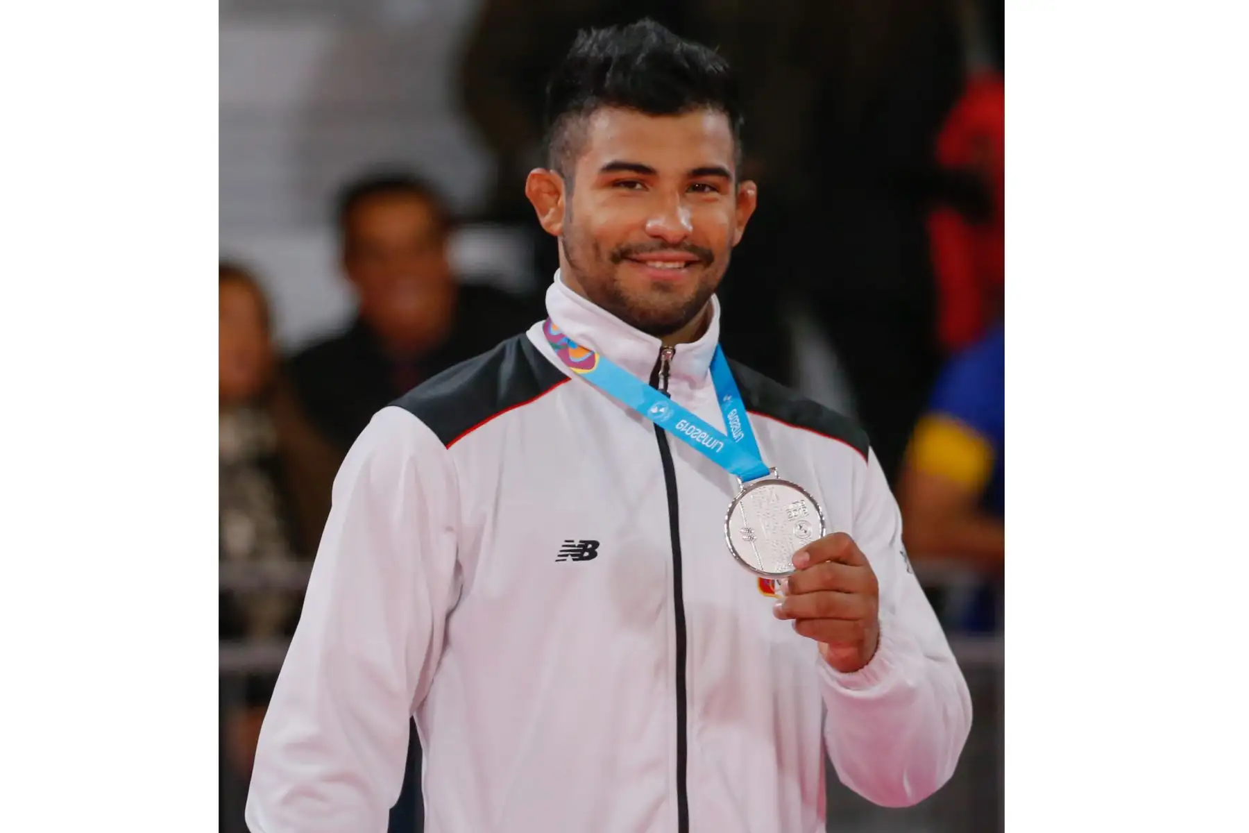El peruano Alonso Wong celebra después de derrotar al mexicano Eduardo Araujo en los Juegos Panamericanos de Lima 2019 Judo Masculino -73 kg Semifinal Foto:ANDINA/Lima 2019