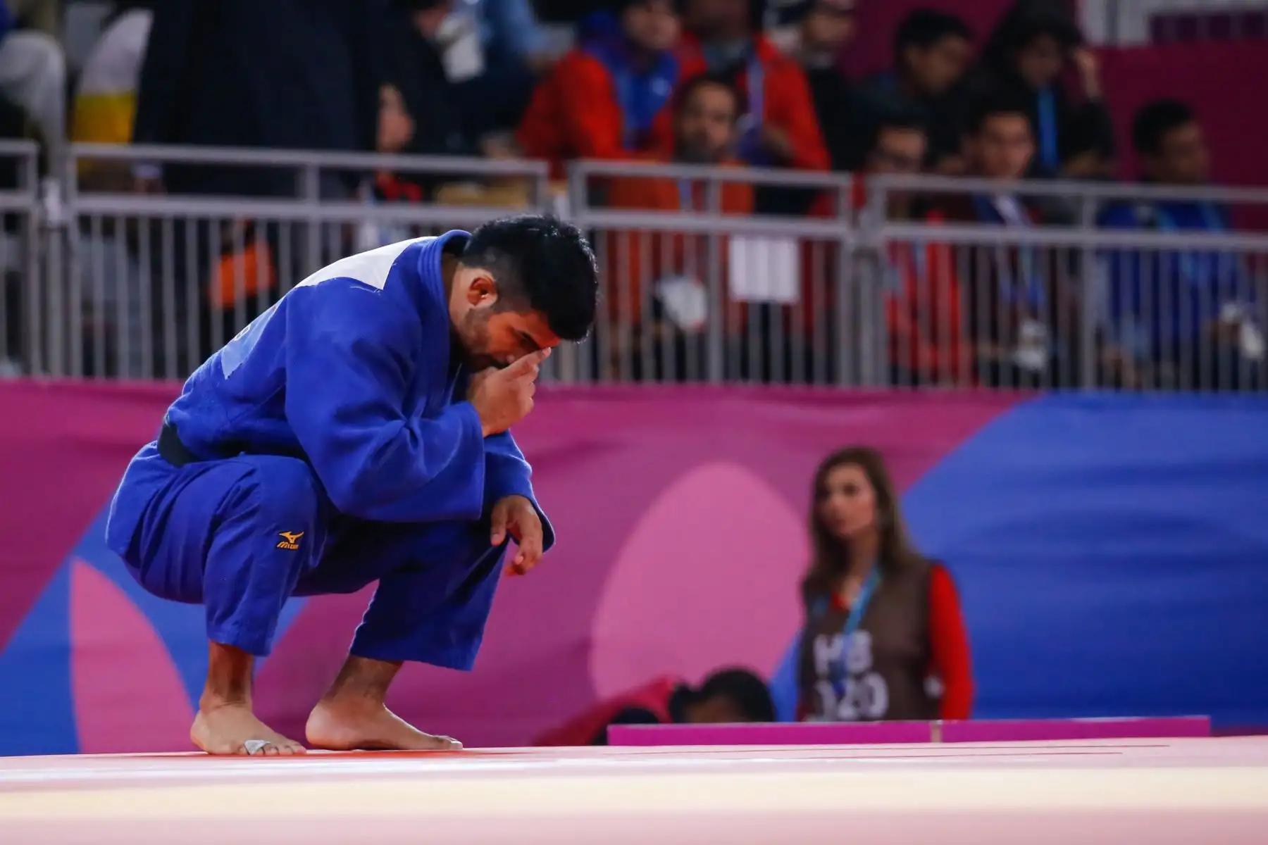 El peruano Alonso Wong celebra después de derrotar al mexicano Eduardo Araujo en los Juegos Panamericanos de Lima 2019 Judo Masculino -73 kg Semifinal Foto:ANDINA/Lima 2019