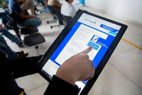 Extranjeros ya pueden actualizar su información en portal de Migraciones. Foto: ANDINA/Difusión.