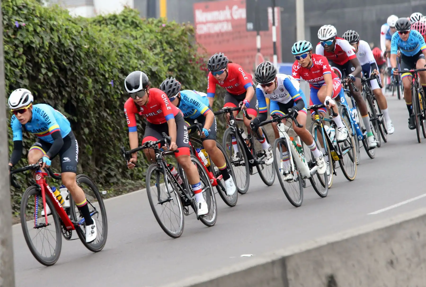 Lima 2019:  competencia de ciclismo en la costa verde final  Foto: ANDINA/Norman Córdova