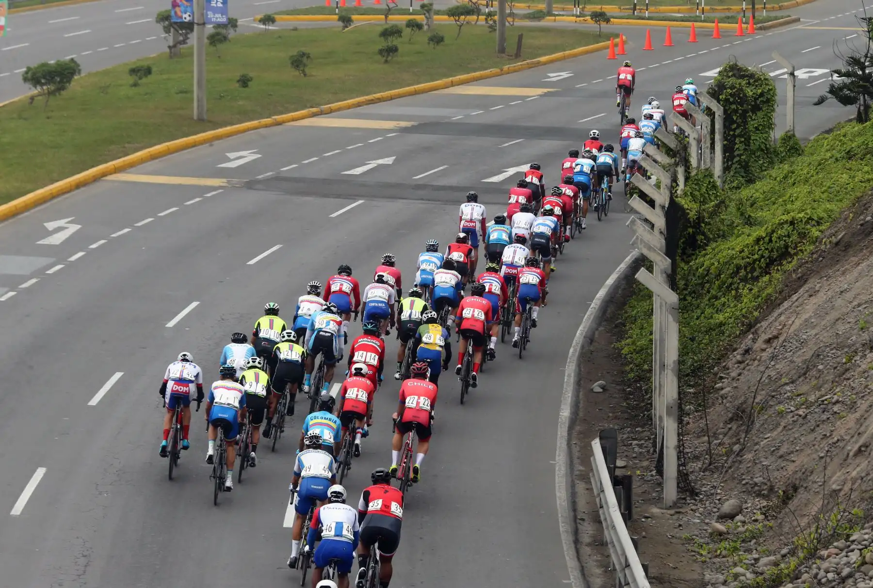 Lima 2019:  competencia de ciclismo en la costa verde final  Foto: ANDINA/Norman Córdova