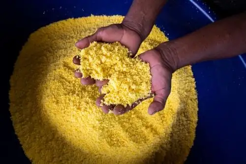 Durante la feria Expoamazónica 2019, la comunidad Ticuna de la provincia Mariscal Ramón Castilla, en la región Loreto, con el apoyo de la Comisión Nacional Para el Desarrollo y Vida Sin Drogas (Devida) lanzará al mercado nacional la fariña con la marca “Amarillita”, que busca convertirse en un alimento vital en la cocina peruana.