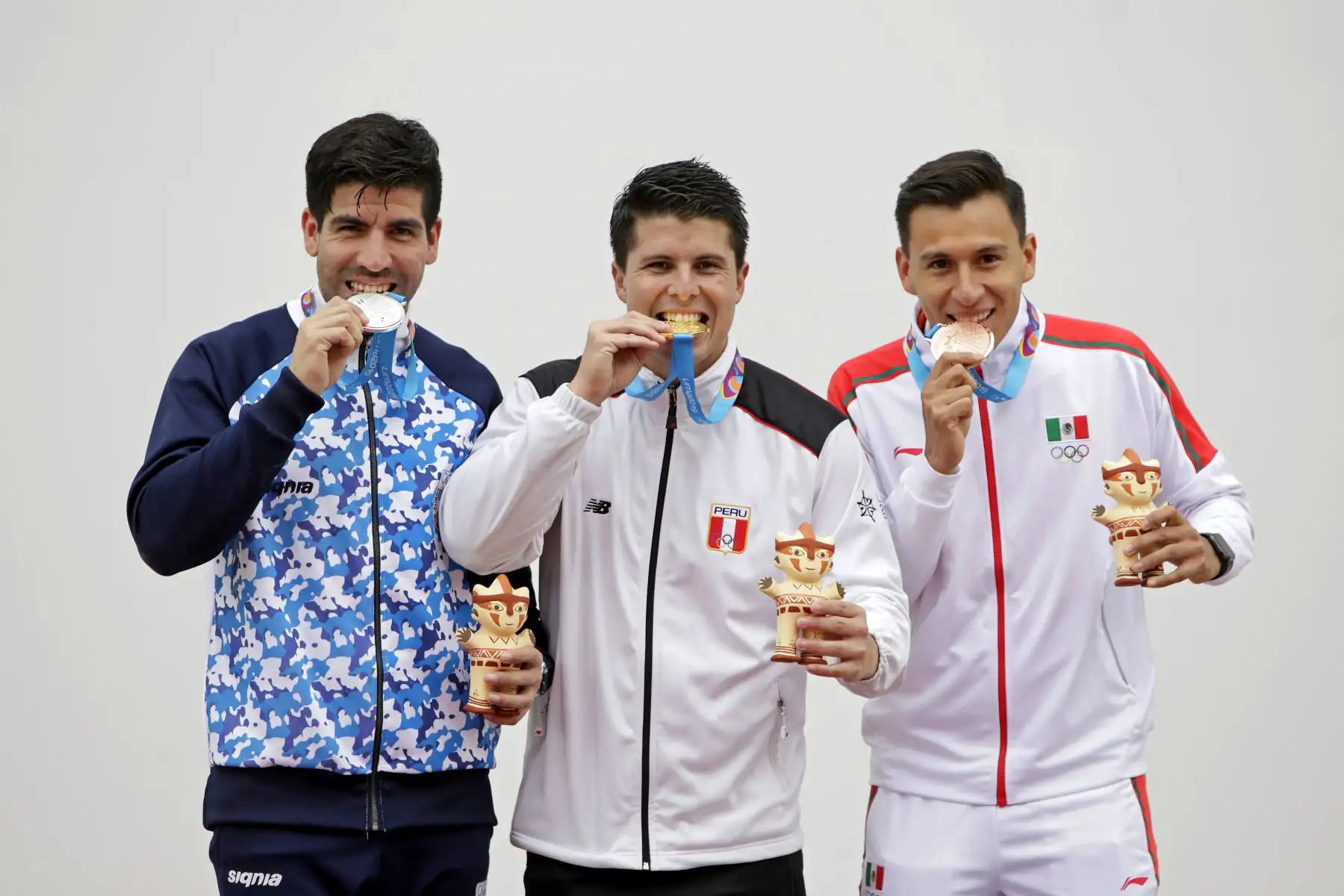El deportista nacional, Kevin Martínez obtuvo la medalla de oro en frontón, sumando la décima que nuestra delegación  en los Juegos Panamericanos Lima 2019. Foto: ANDINA/ LIMA 2019