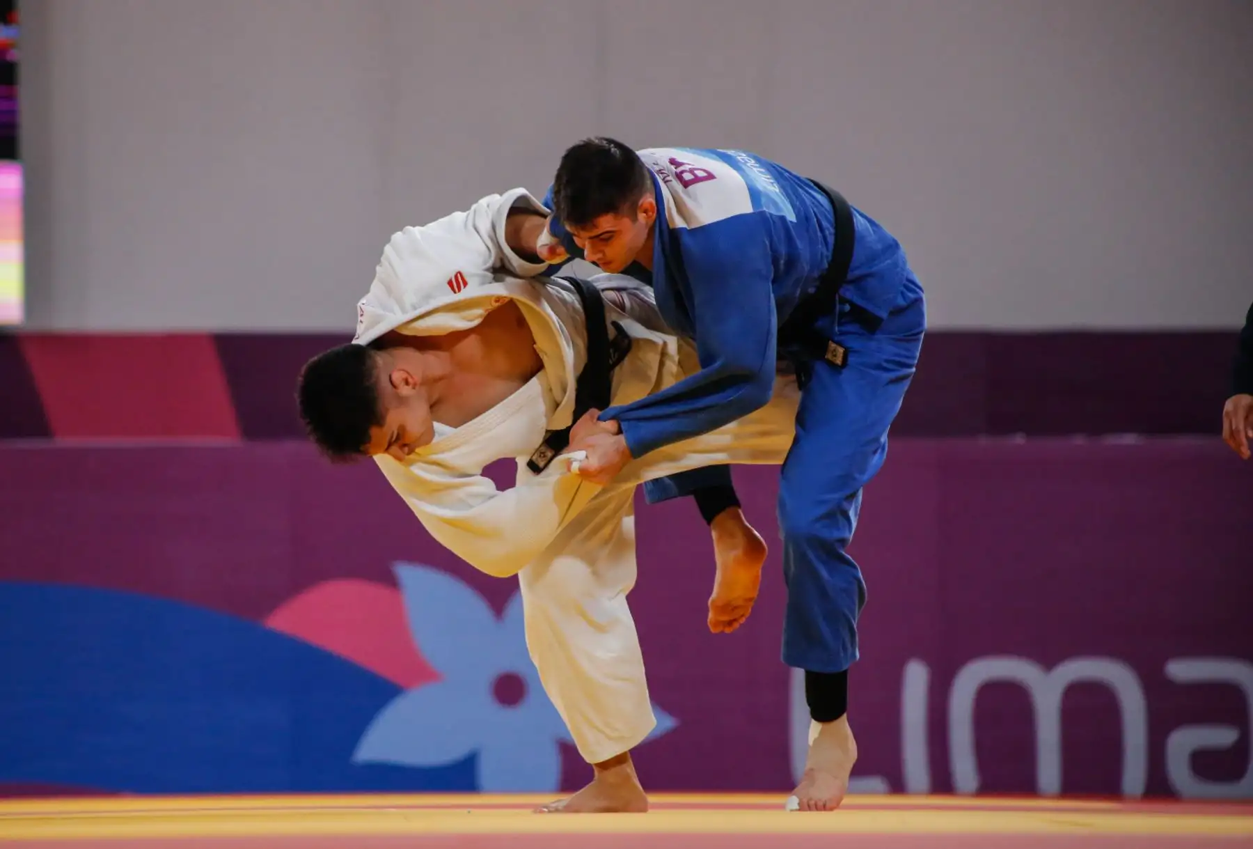 Yuta Galarreta que nació Japón, pero de padres peruanos ingresó a la historia del deporte nacional porque logró obtener la medalla de bronce en judo en Lima 2019.Foto:LIMA 2019