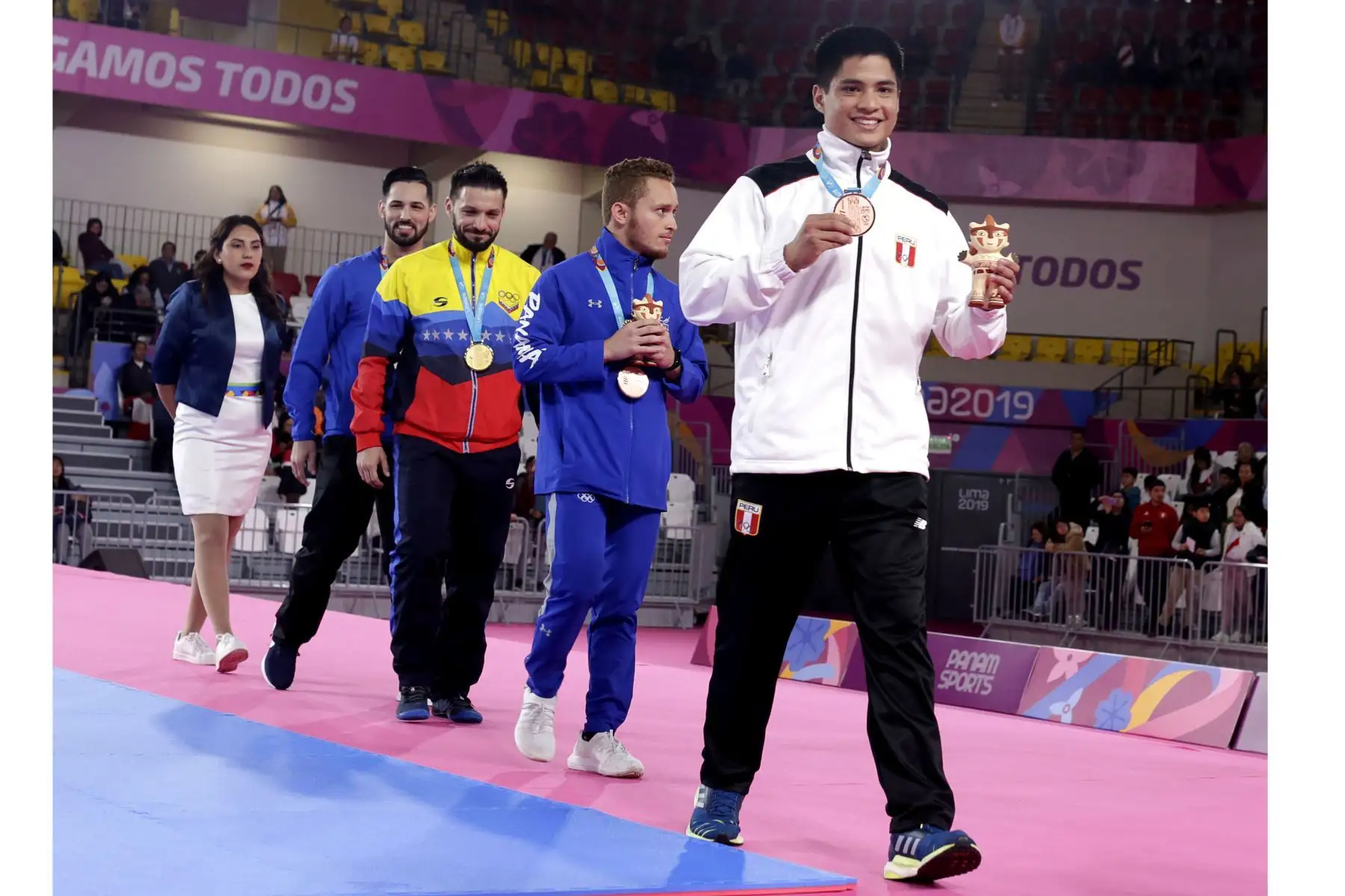 Mariano Wong, medalla de bronce en karate kata. Foto:Lima 2019