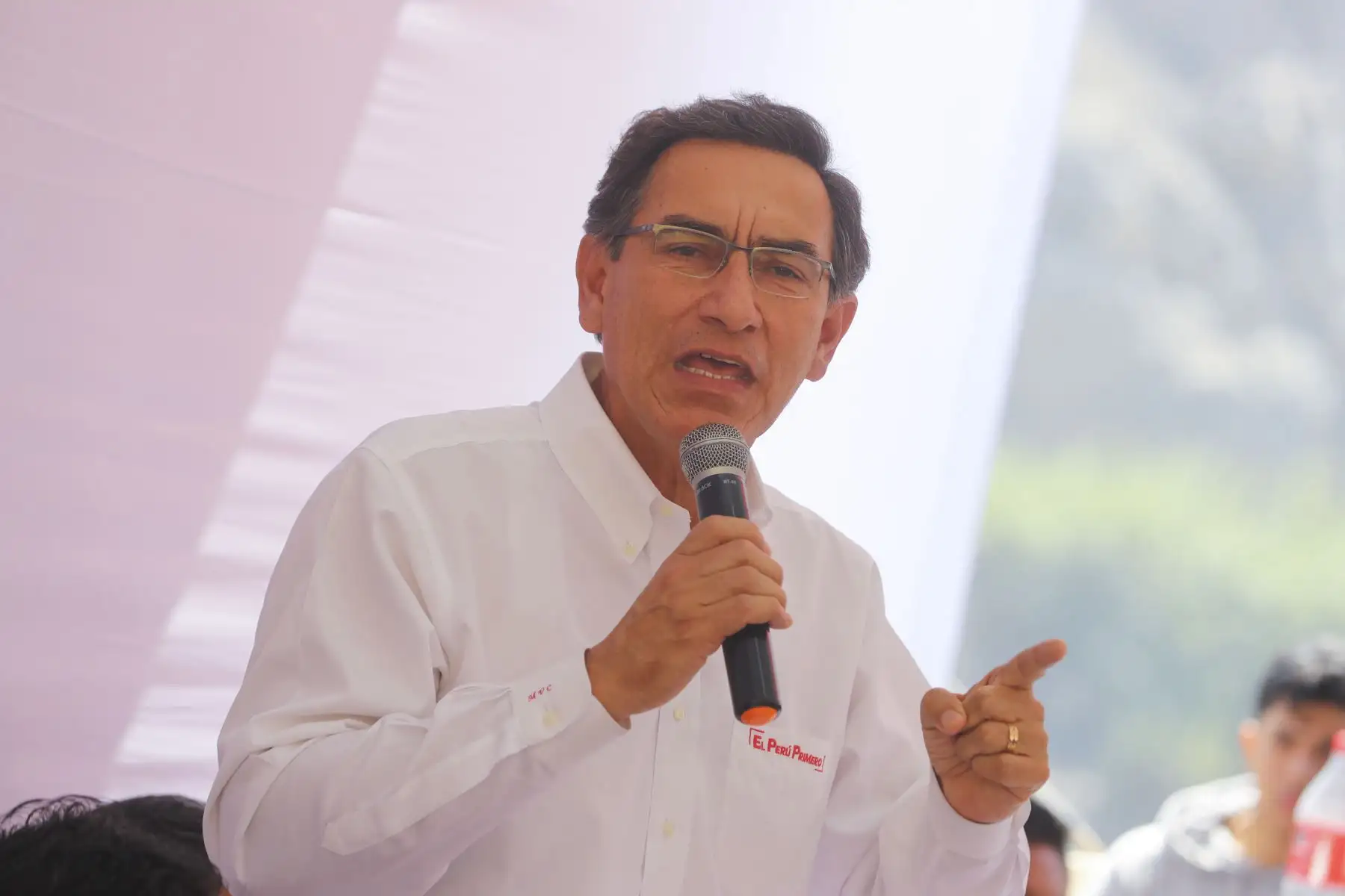 En el marco de las obras de reconstrucción, el Presidente de la República Martín Vizcarra en Santa Rosa de Quives, provincia de Canta, inauguró la vía de acceso a Huaraví.
Foto: ANDINA/Prensa Presidencia