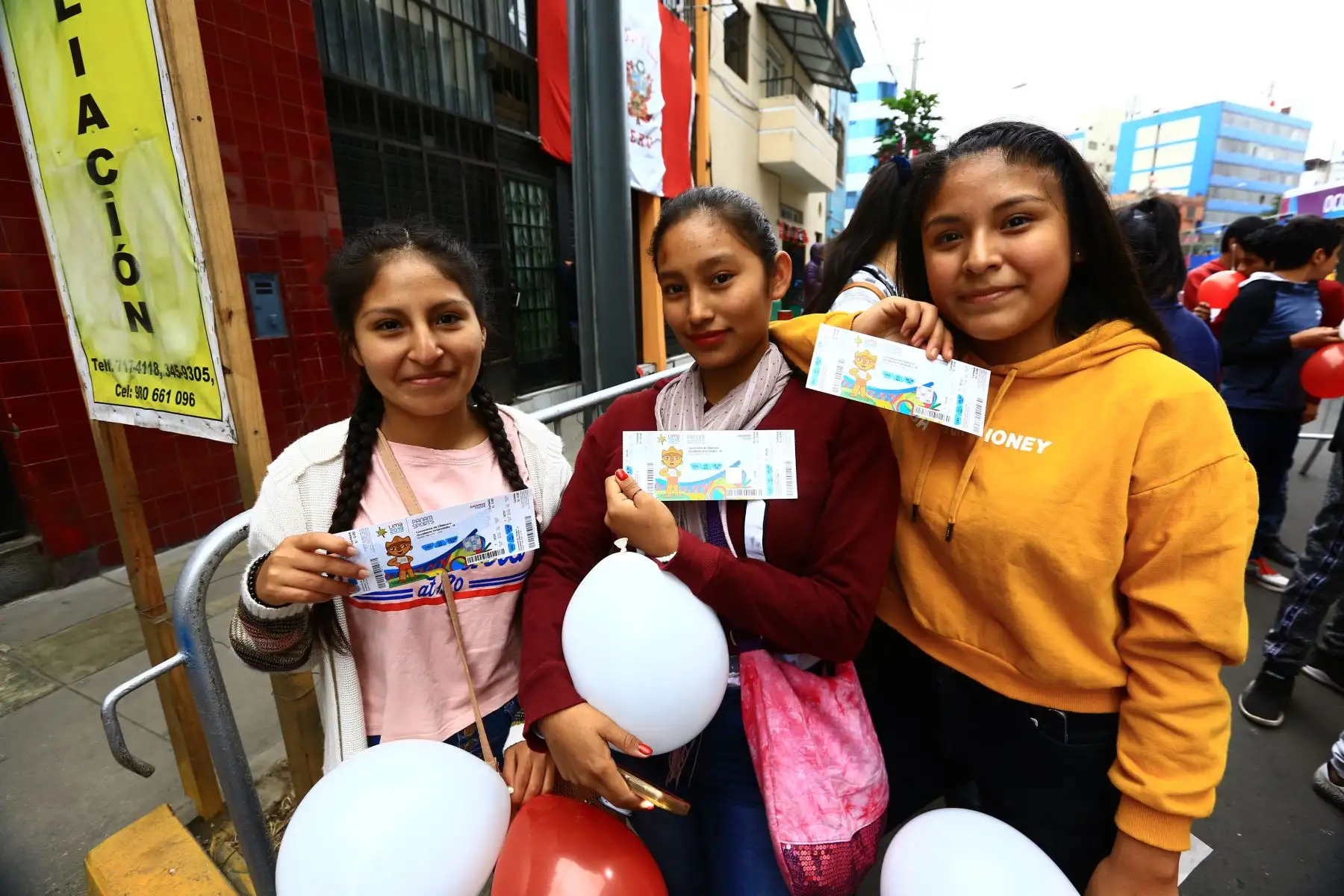 Niños de Huachipa asisten a la Clausura de los Juegos Panamericanos gracias a las entradas Solidarias de Lima 2019