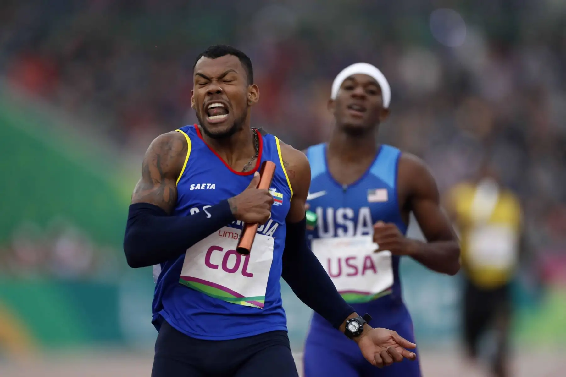 El equipo de Colombia gana el oro la prueba de relevo 4x400 masculino, este sábado durante los Juegos Panamericanos Lima 2019. EFE