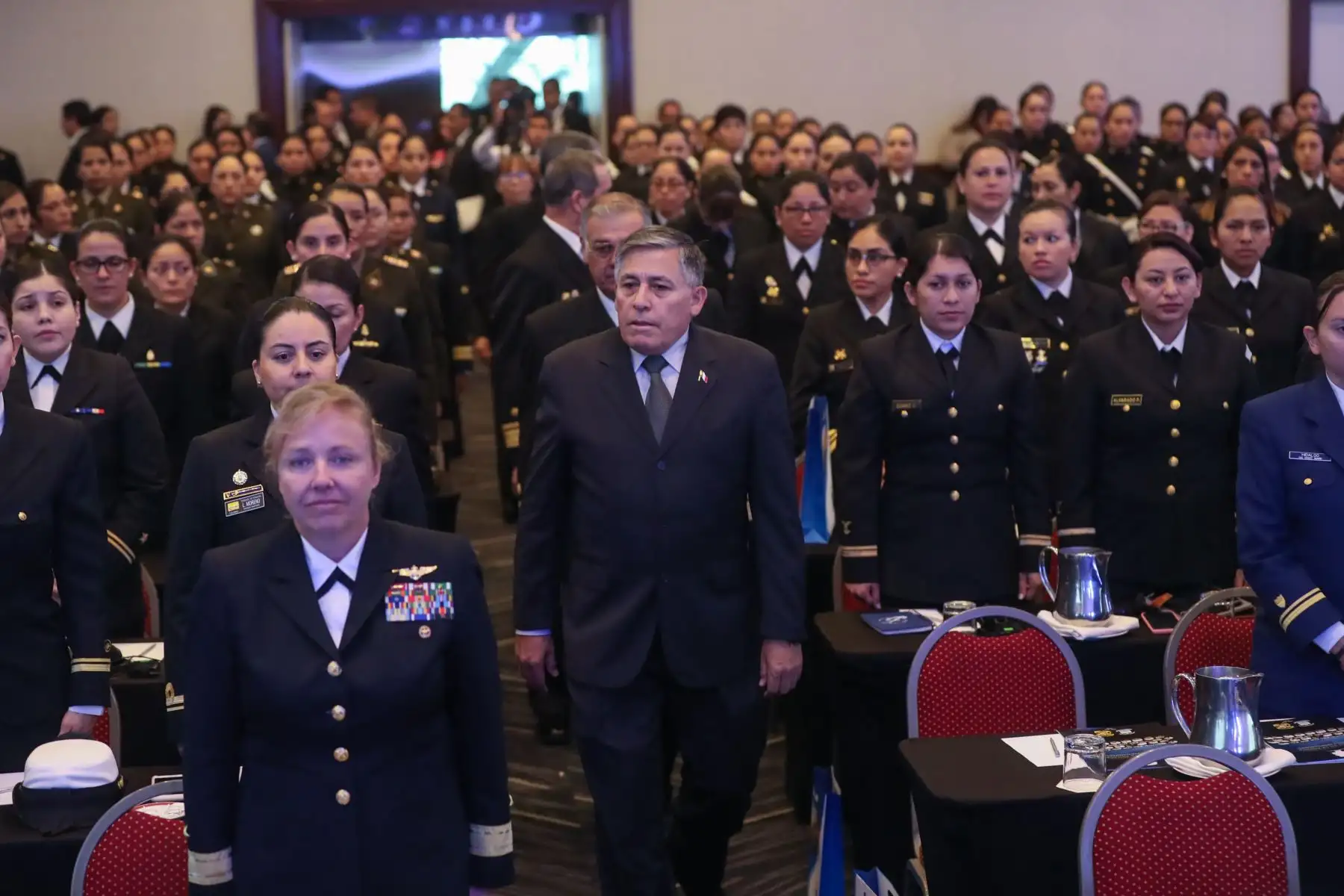 Ministro de Defensa Jorge Moscoso inauguró el Foro Internacional: La Mujer en la Armada. Foto: ANDINA/MINDEF