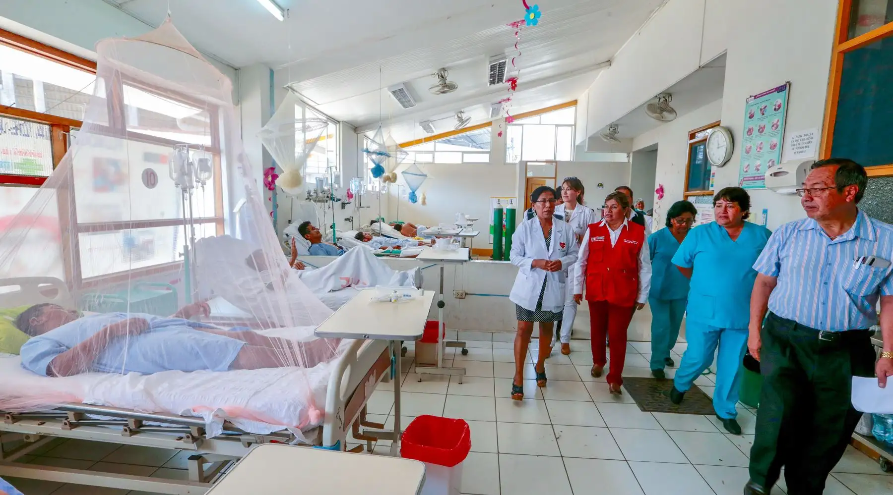 Ministra de Salud, Zulema Tomás anuncia la construcción de dos nuevos hospitales en Madre de Dios. Así mismo visitó centros de salud para conocer las necesidades de cada establecimiento. 
Foto: MINSA